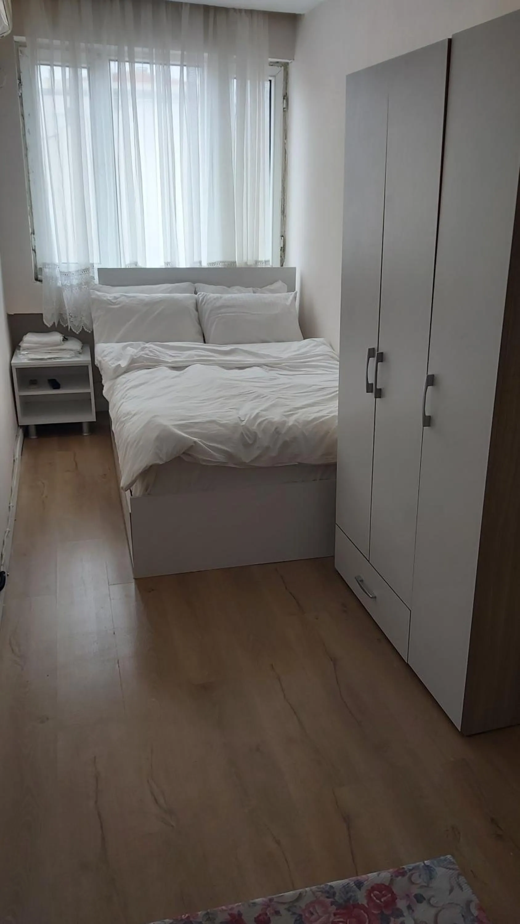 Photo of the whole room, Bed in Dilmac Hotel