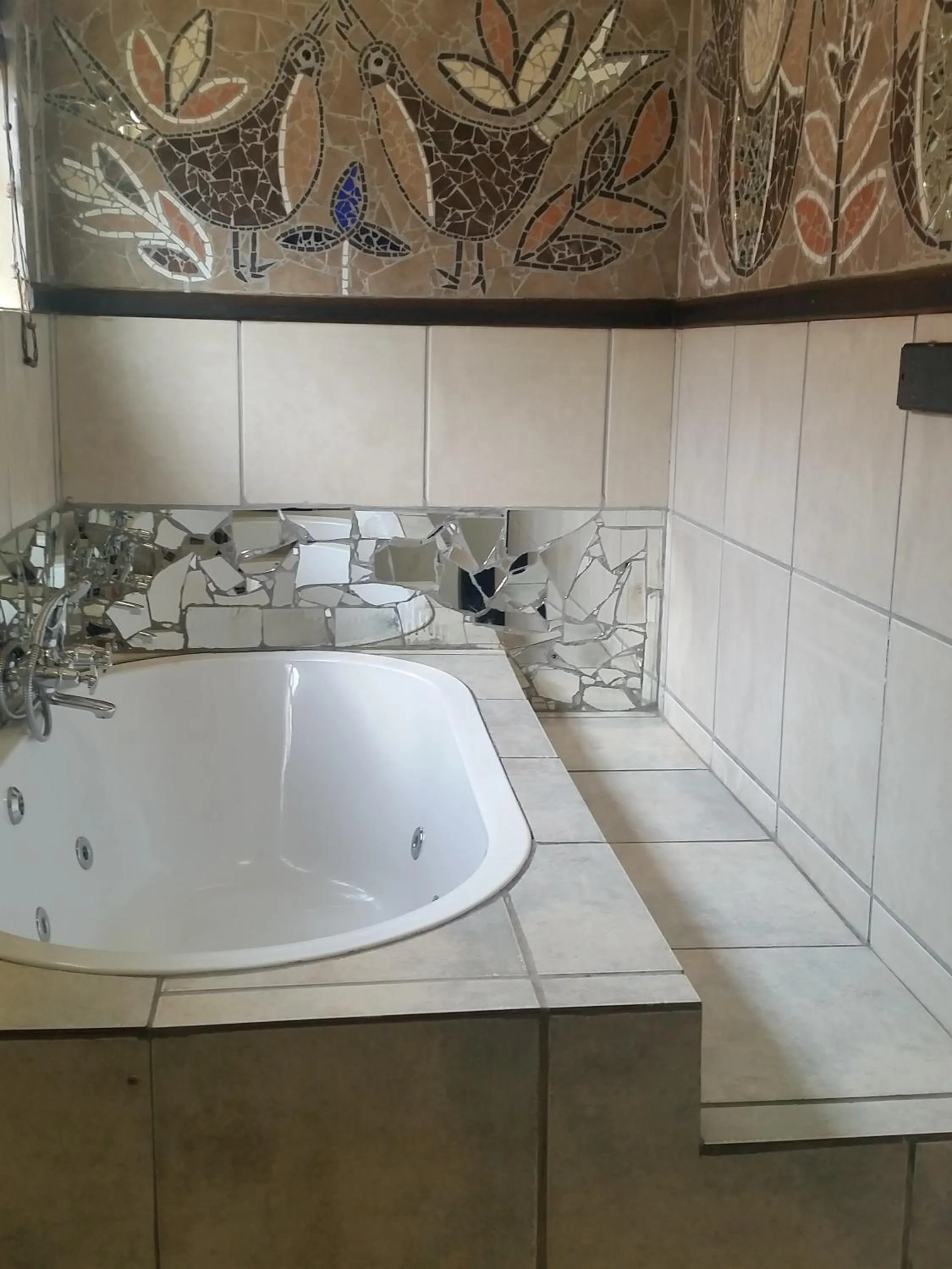 Bathroom in Izimbali Lodge and Restaurant