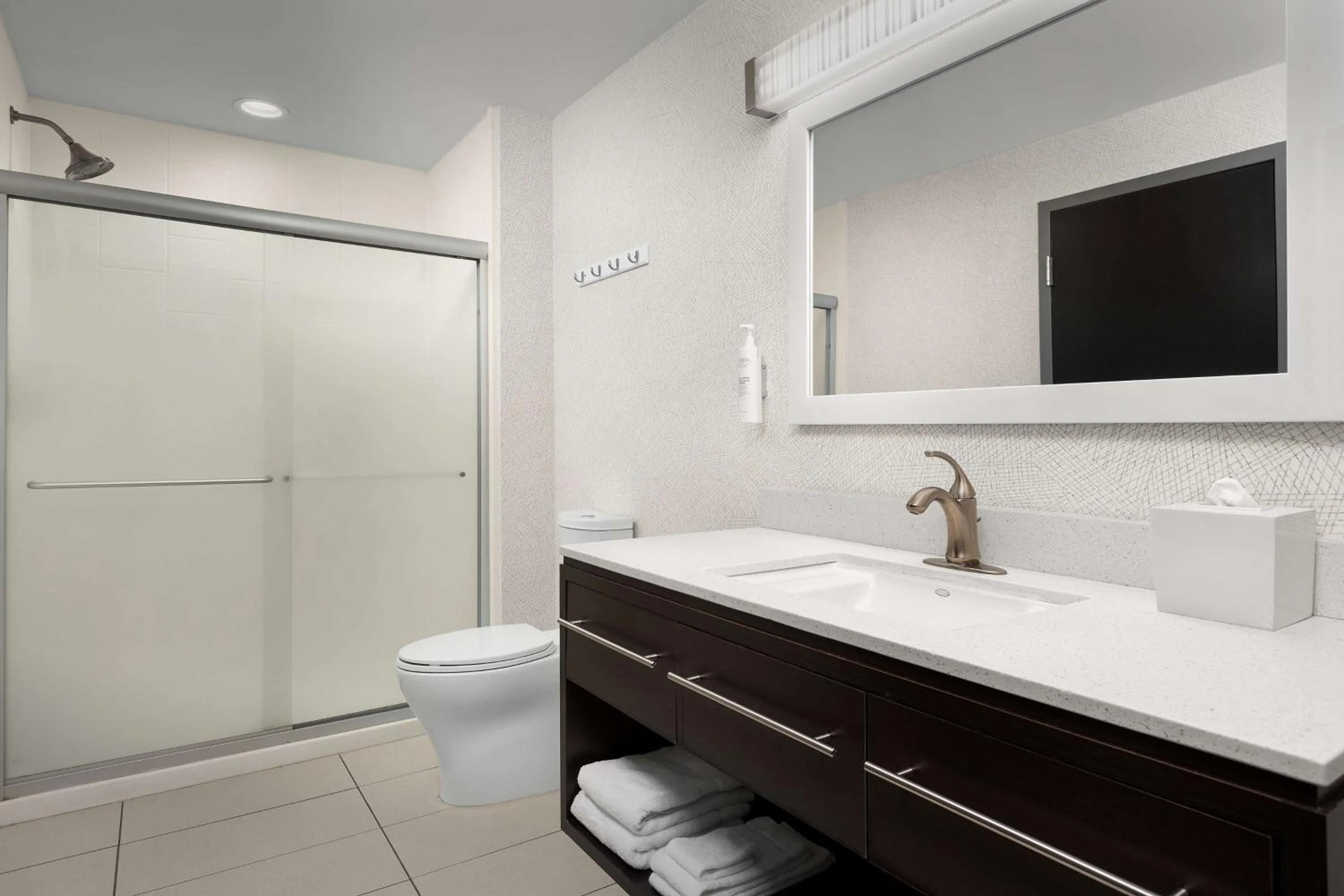 Bathroom in Home2 Suites by Hilton Knoxville West