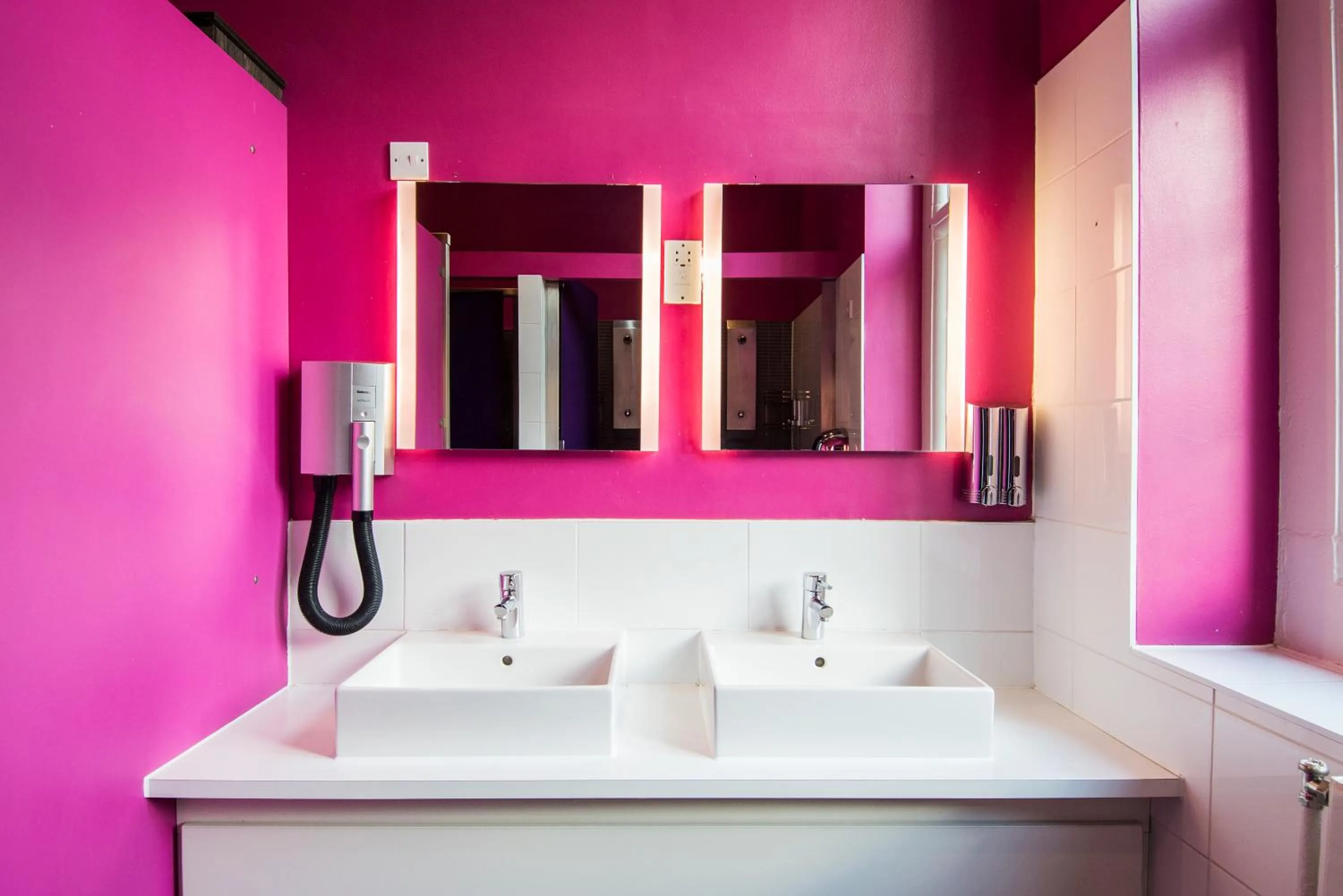 Bathroom in Safestay London Kensington Holland Park