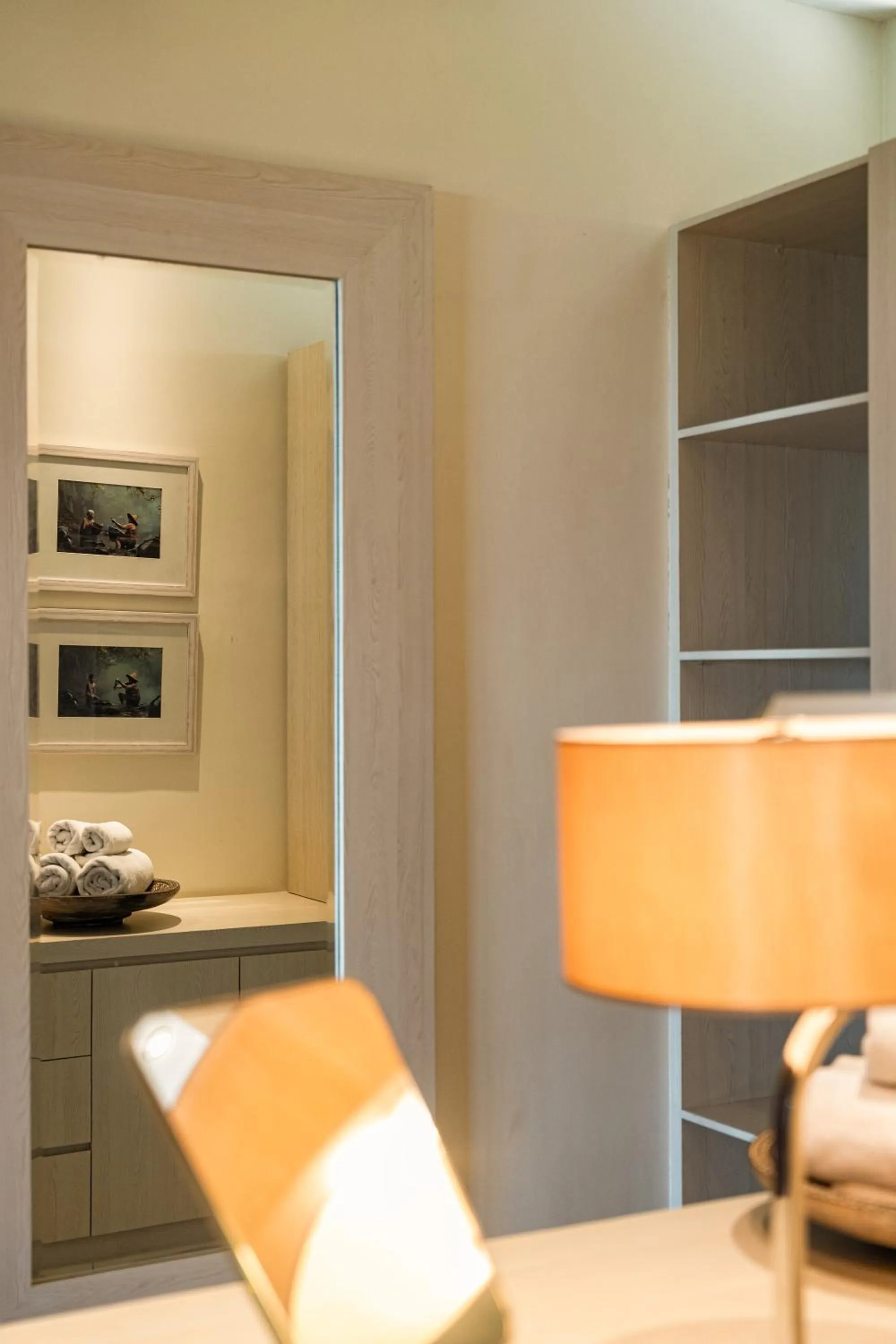 Bedroom in OMEKAI Cemagi by Nakula