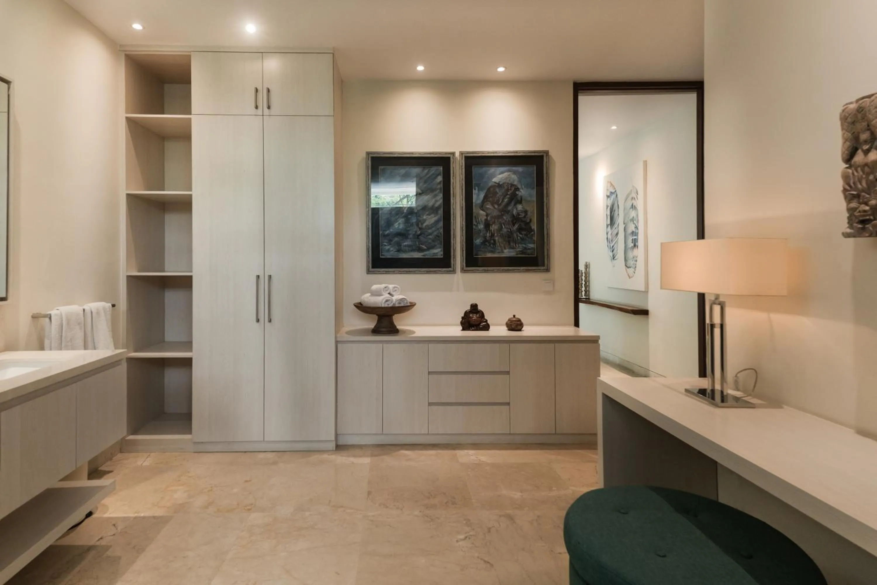 Bedroom in OMEKAI Cemagi by Nakula