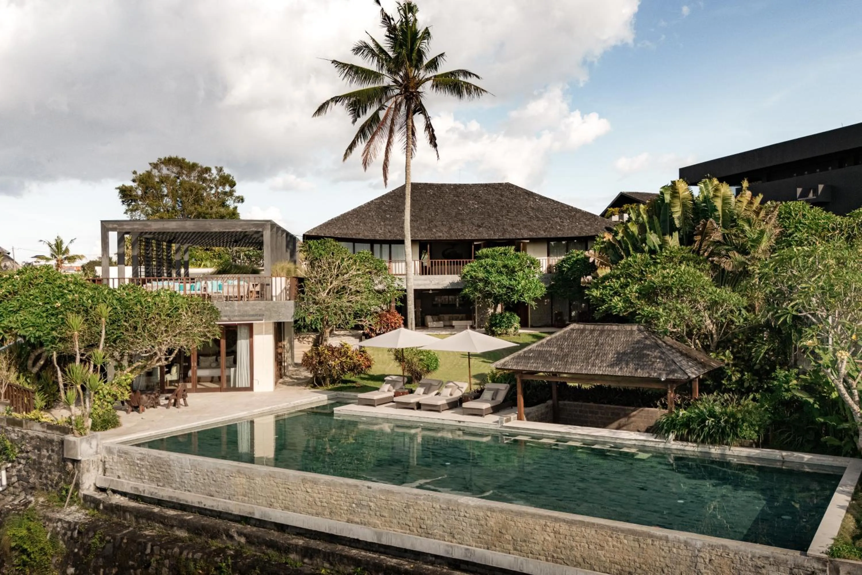 Property building in OMEKAI Cemagi by Nakula