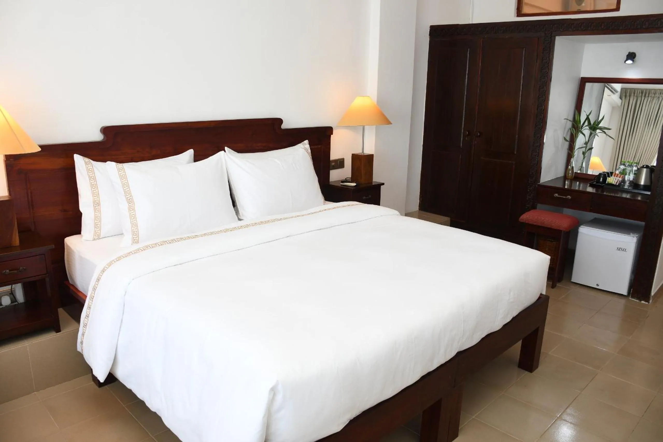 Bed in Hotel Lanka Super Corals
