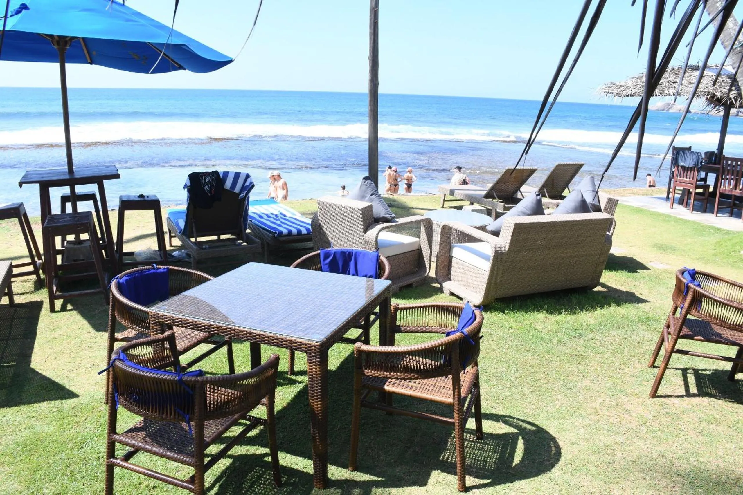 Seating area in Hotel Lanka Super Corals