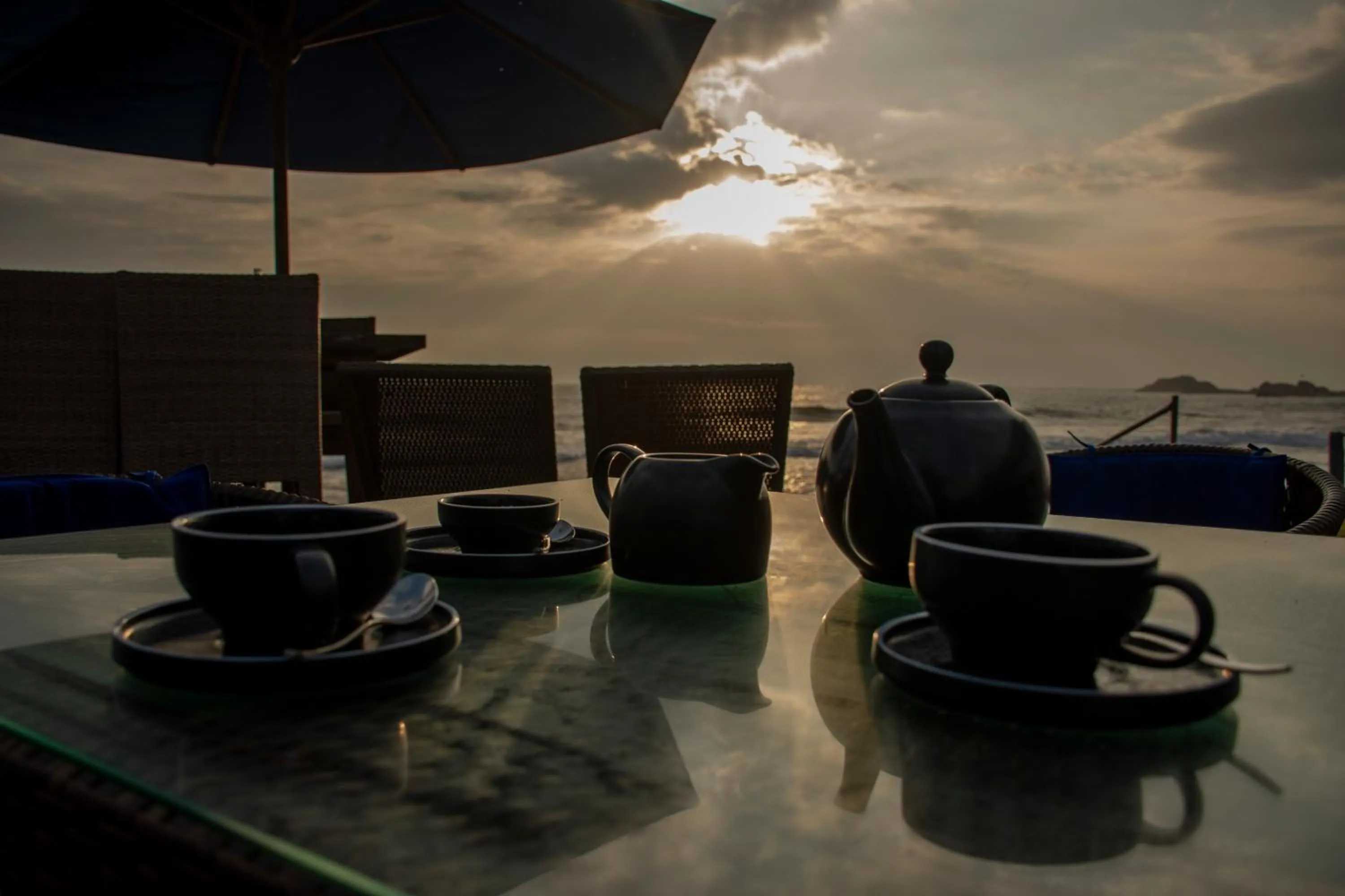 Sunset in Hotel Lanka Super Corals