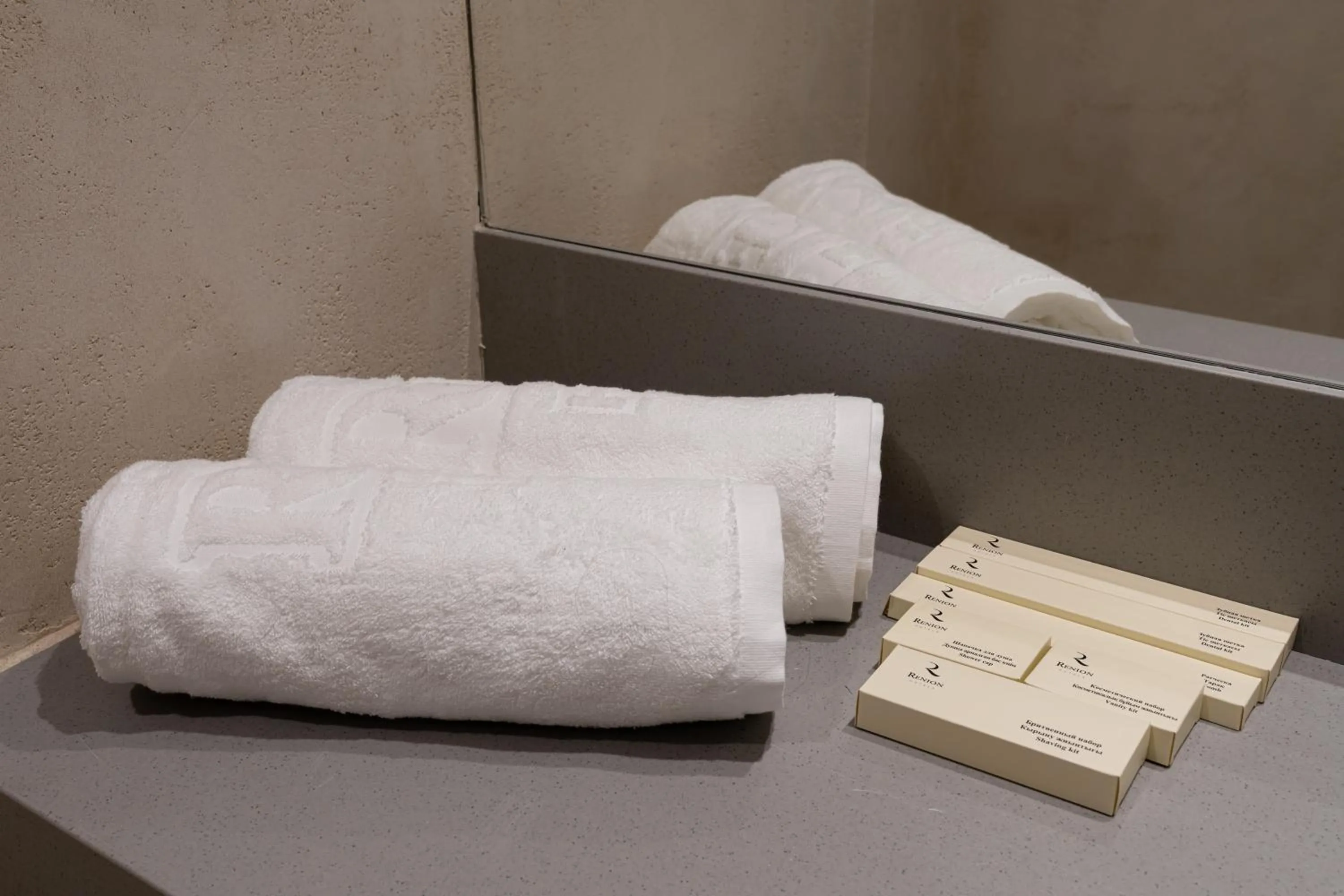 Shower, Bed in Renion City Hotel