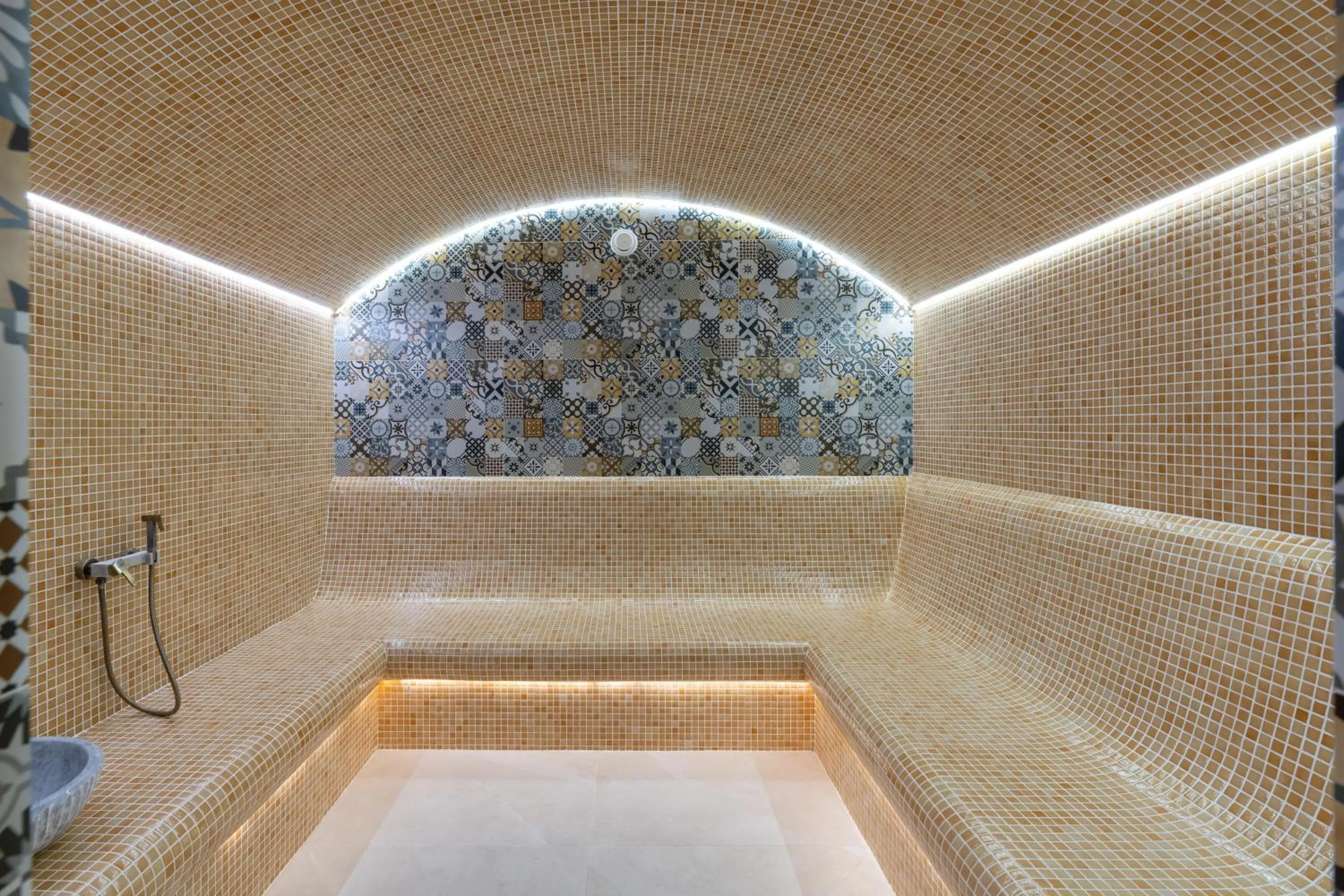 Sauna in Renion City Hotel