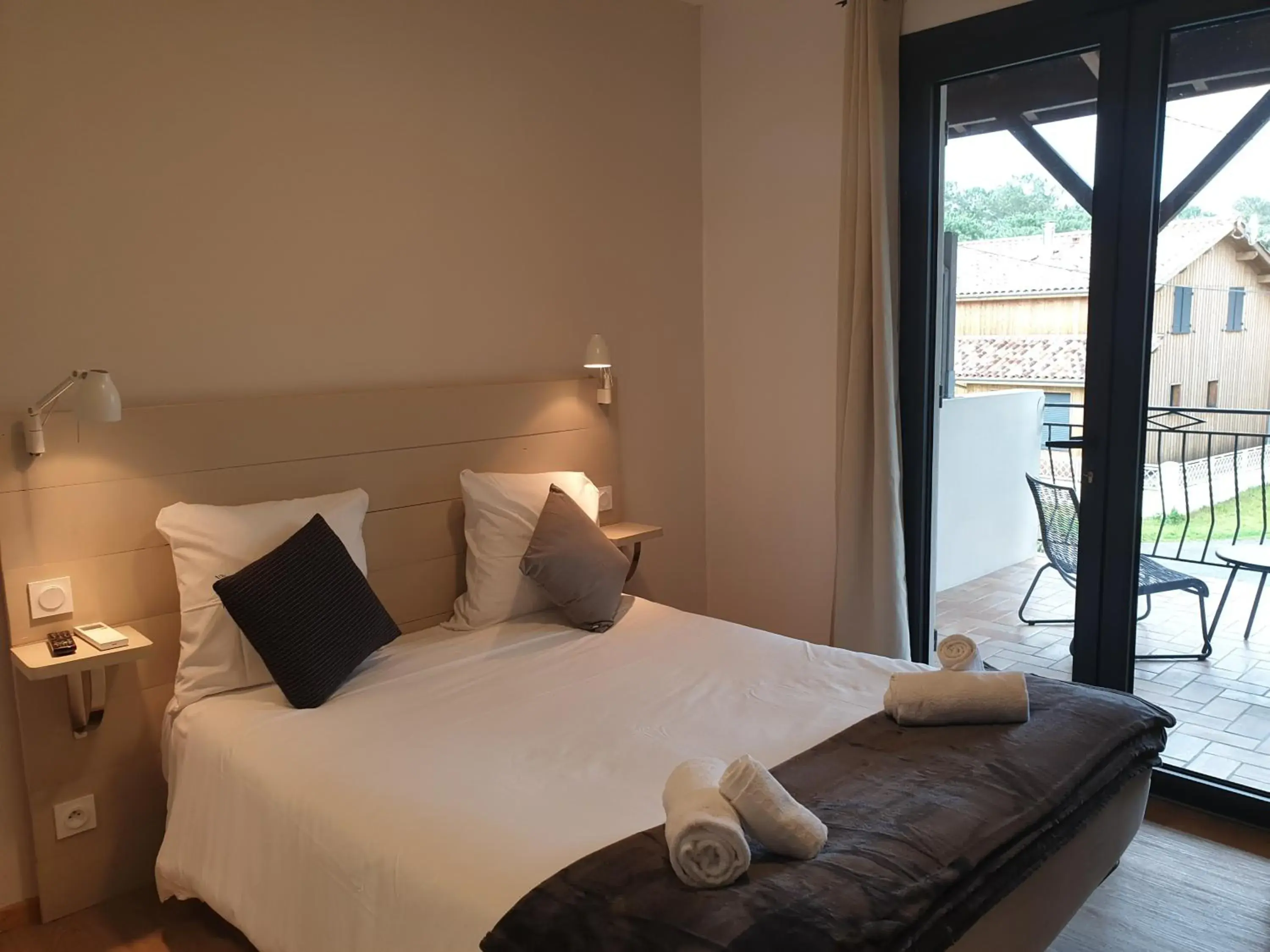 Double Room with Terrace in Hotel Cote et Lac Double Room with Terrace in Hotel Cote et Lac