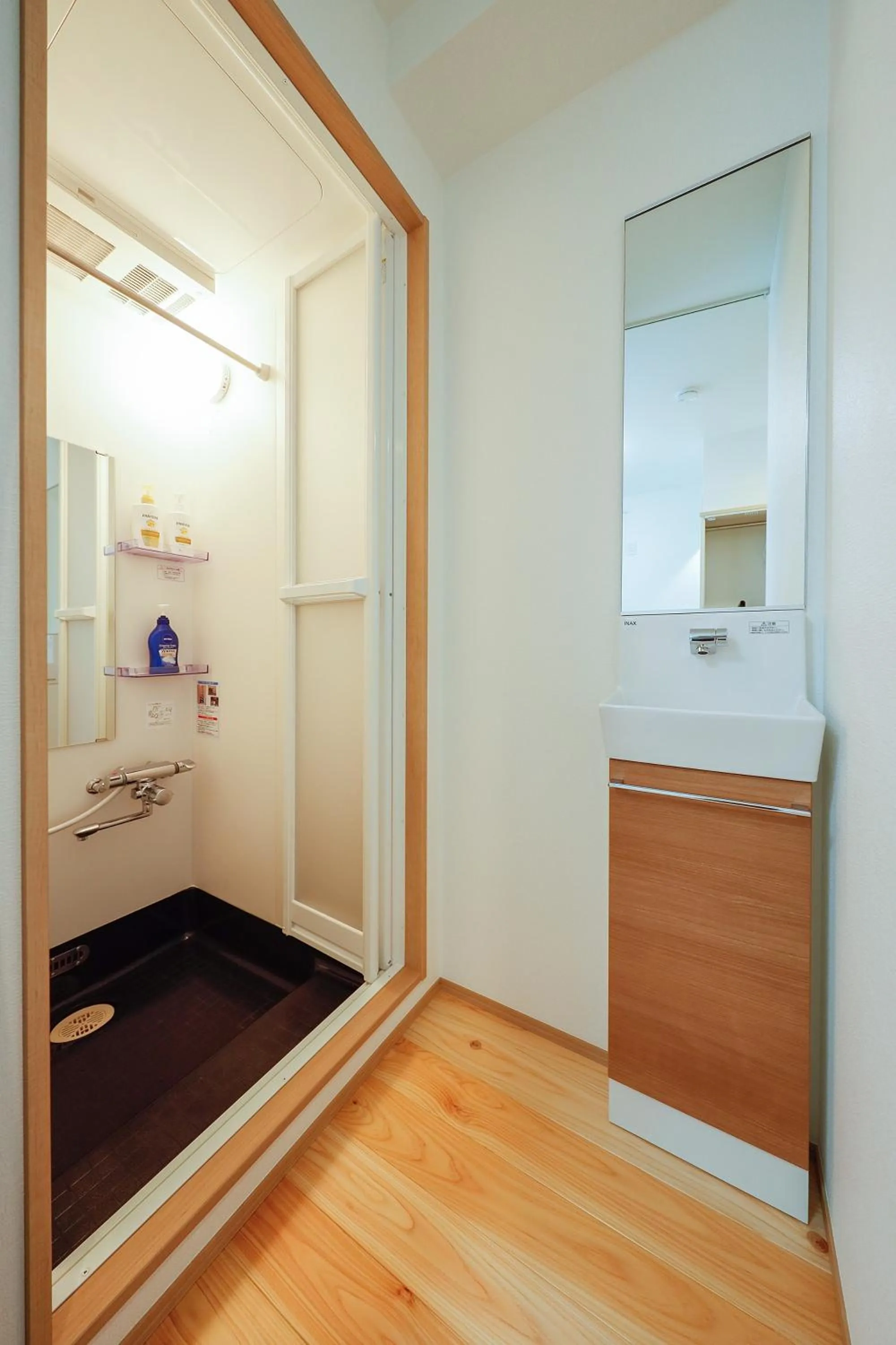 Zenith Shinjuku Hinoki by Tranova