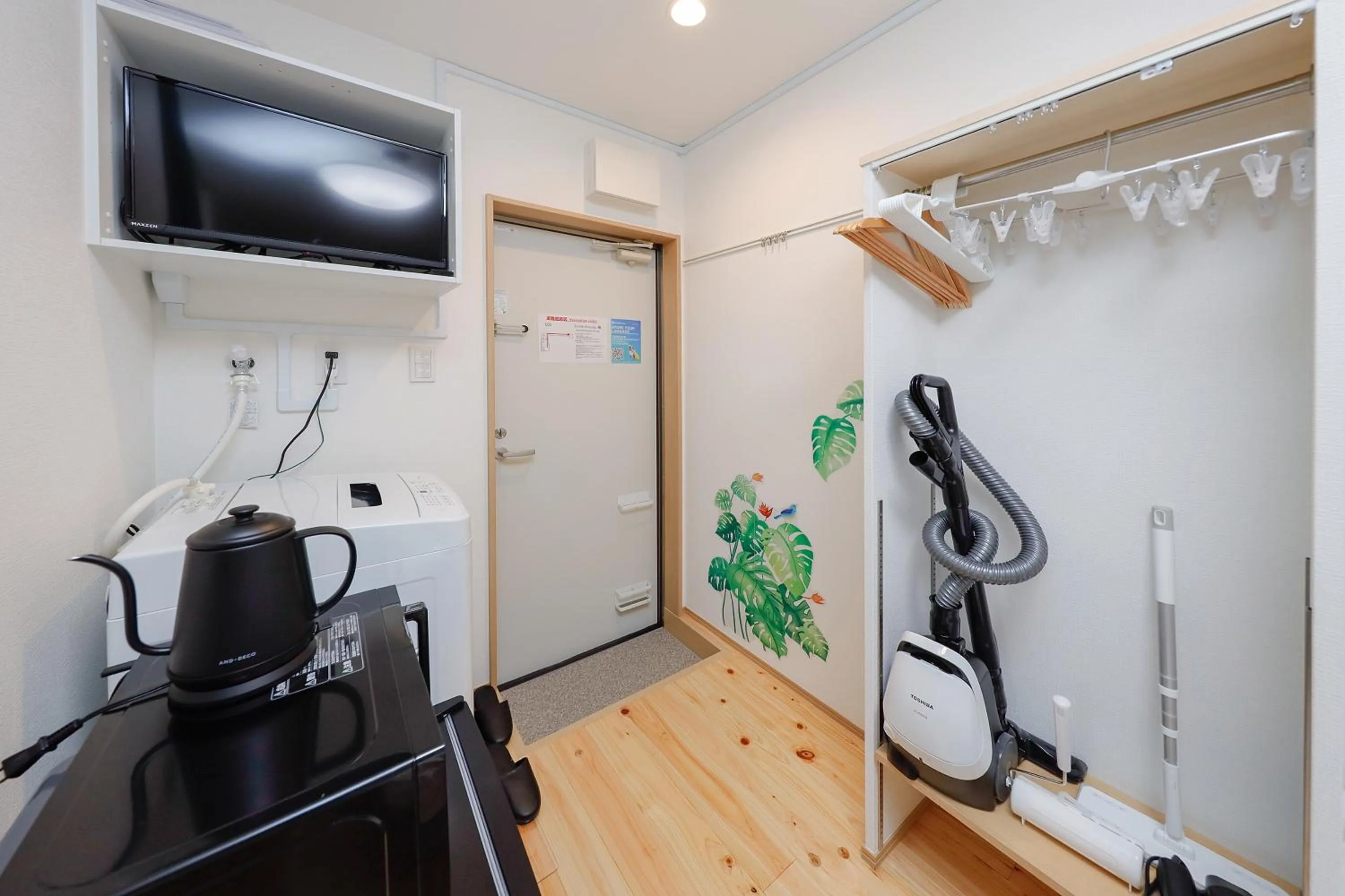 Zenith Shinjuku Hinoki by Tranova