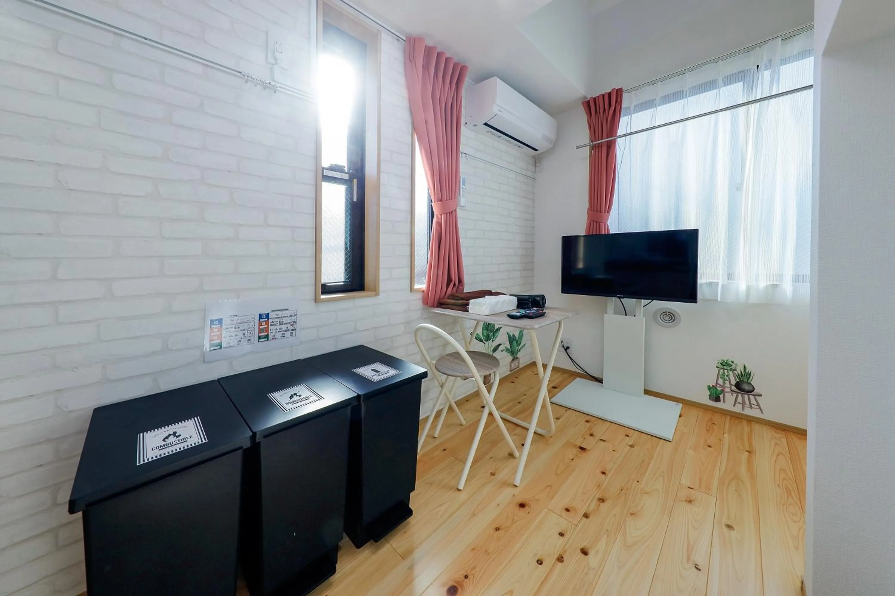 Zenith Shinjuku Hinoki by Tranova