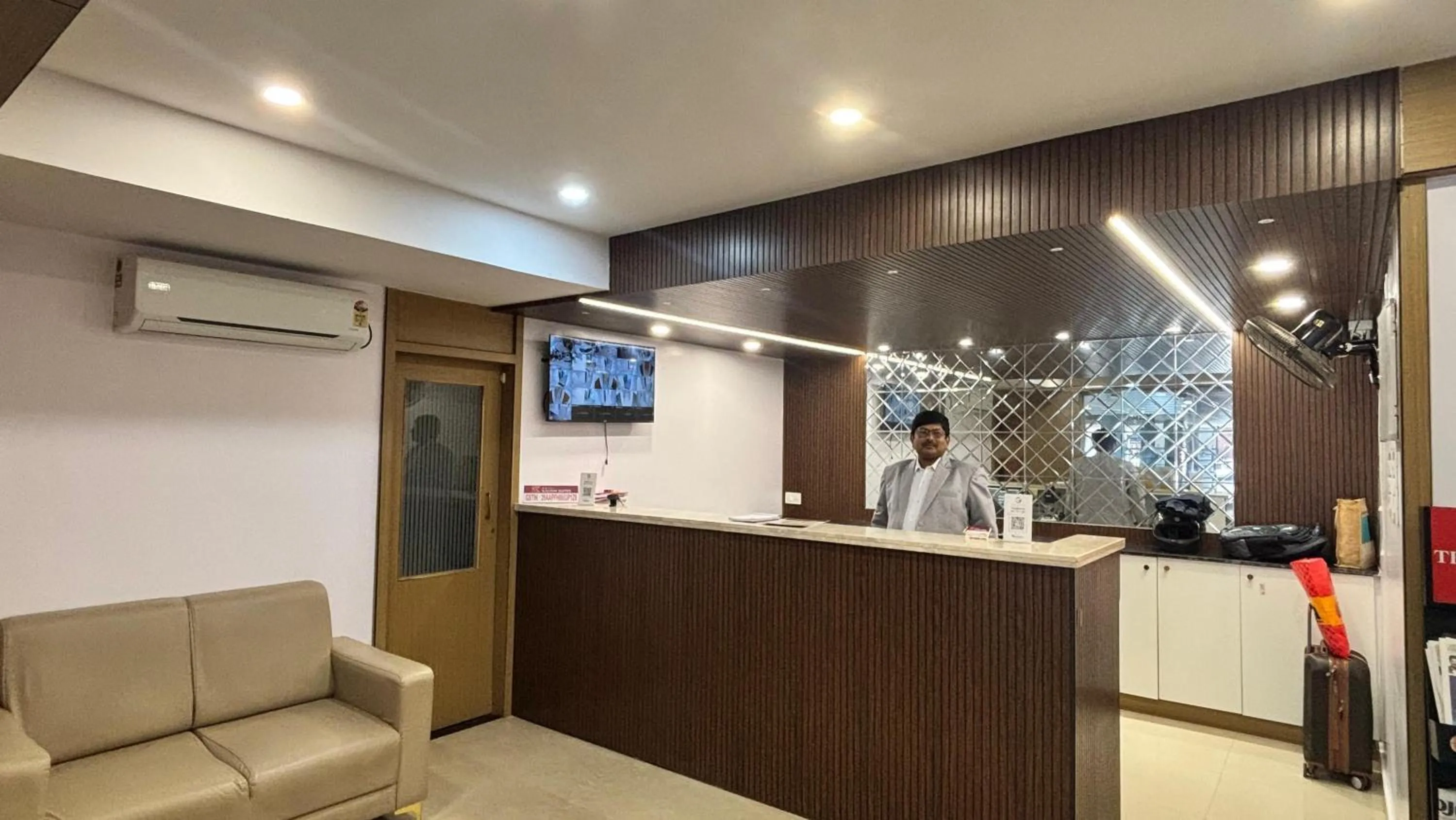 Staff in Hotel Kalyan Suites
