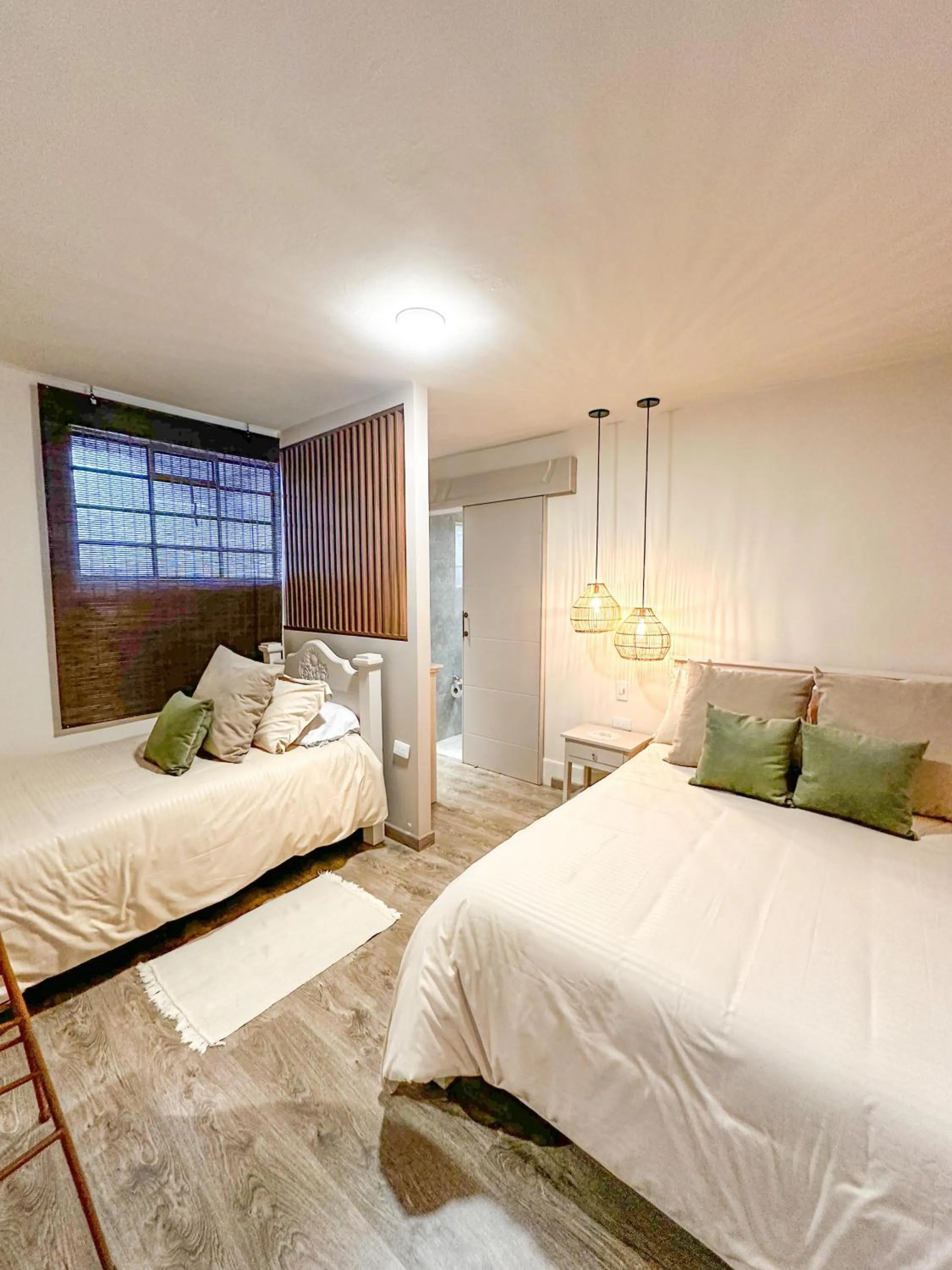 Twin Room in Hotel Posada de Santa Elena