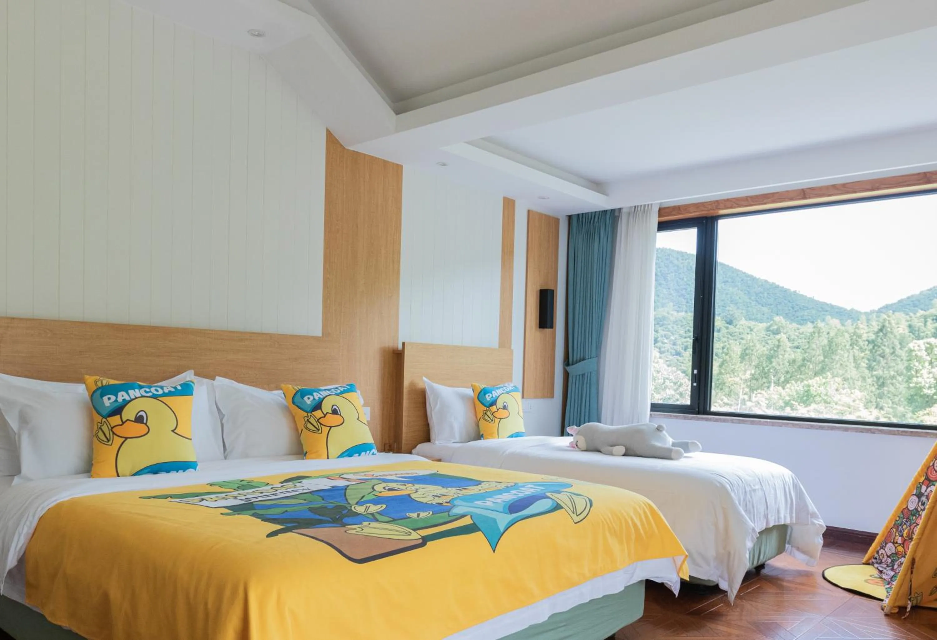 Bed in Nian hotel & resorts