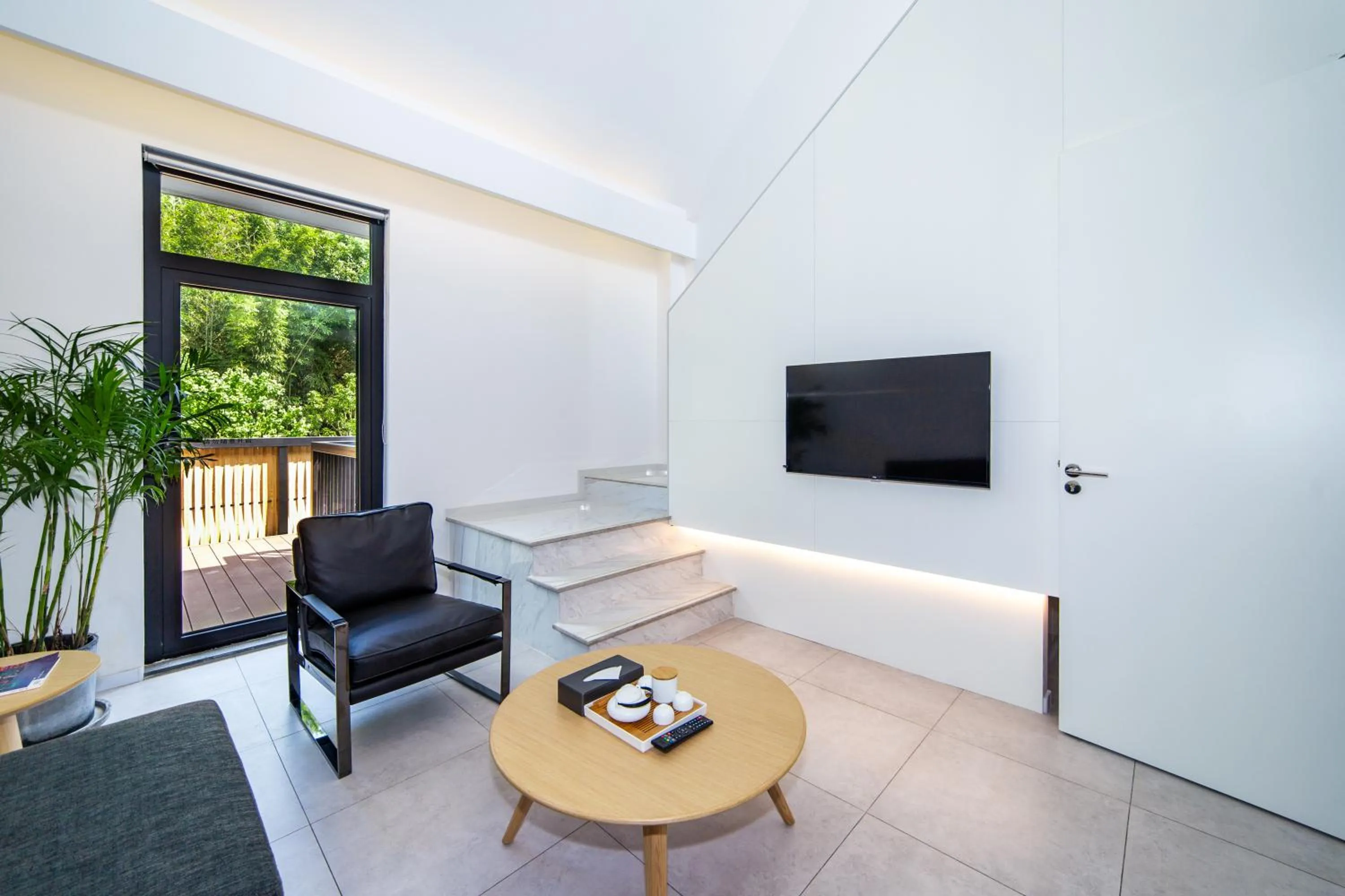 TV and multimedia in Nian hotel & resorts