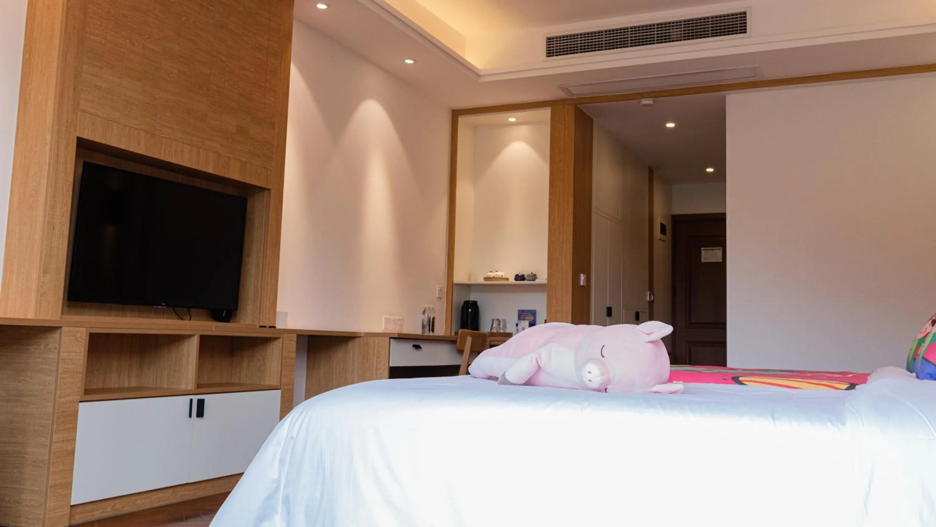 Bed in Nian hotel & resorts