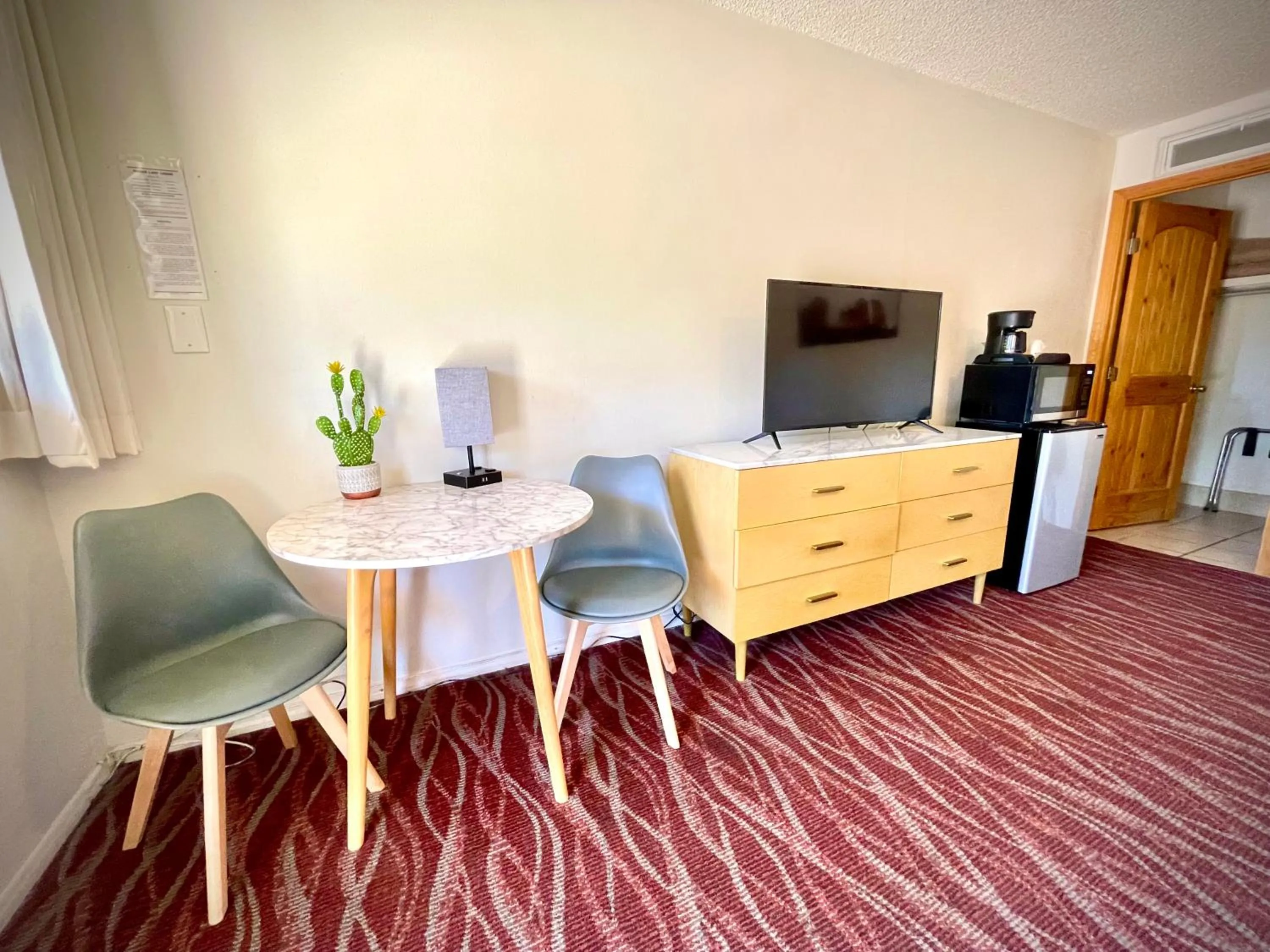 TV and multimedia in Sugar Loaf Lodge