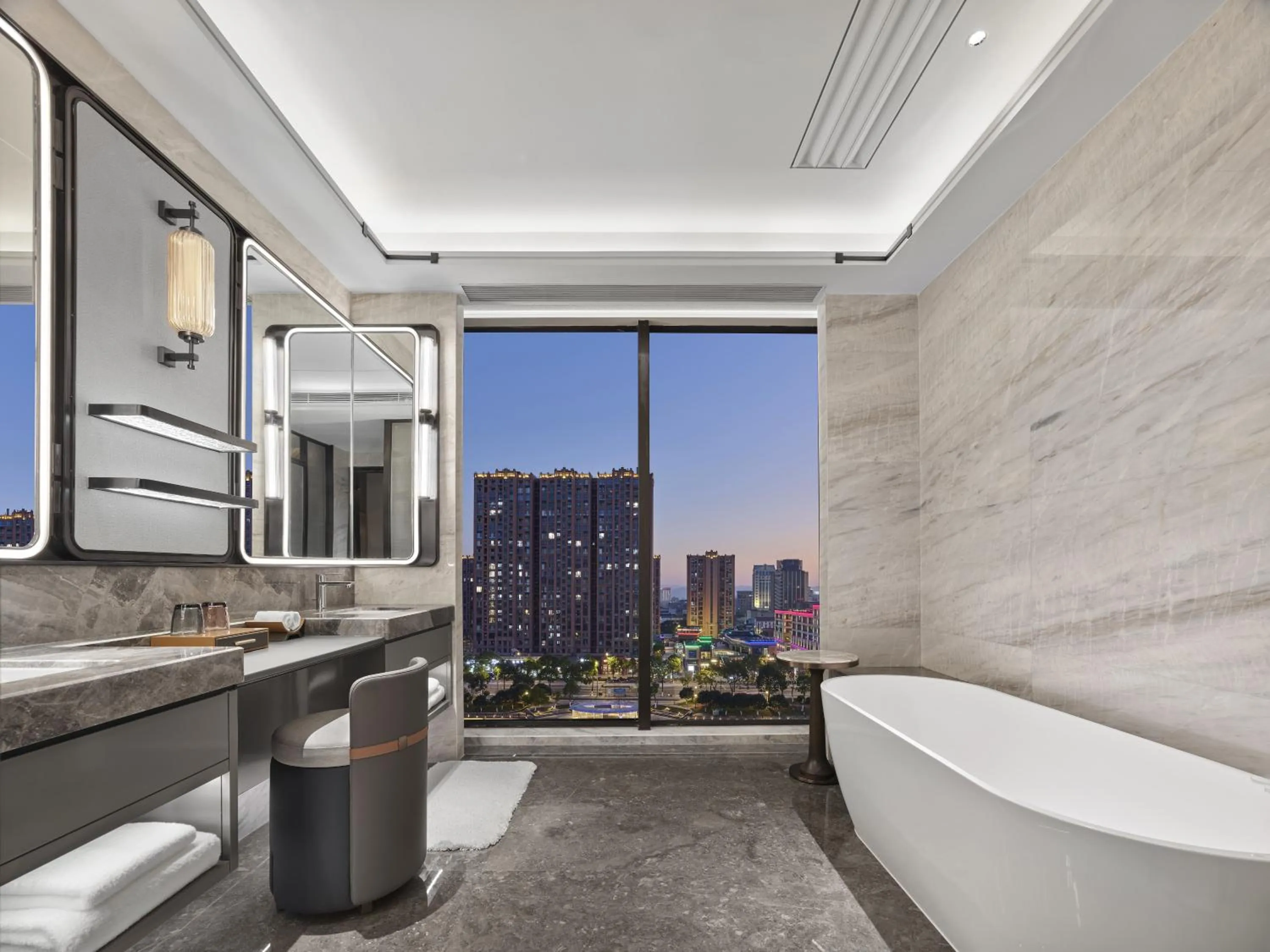 Bathroom in Hilton Yuyao