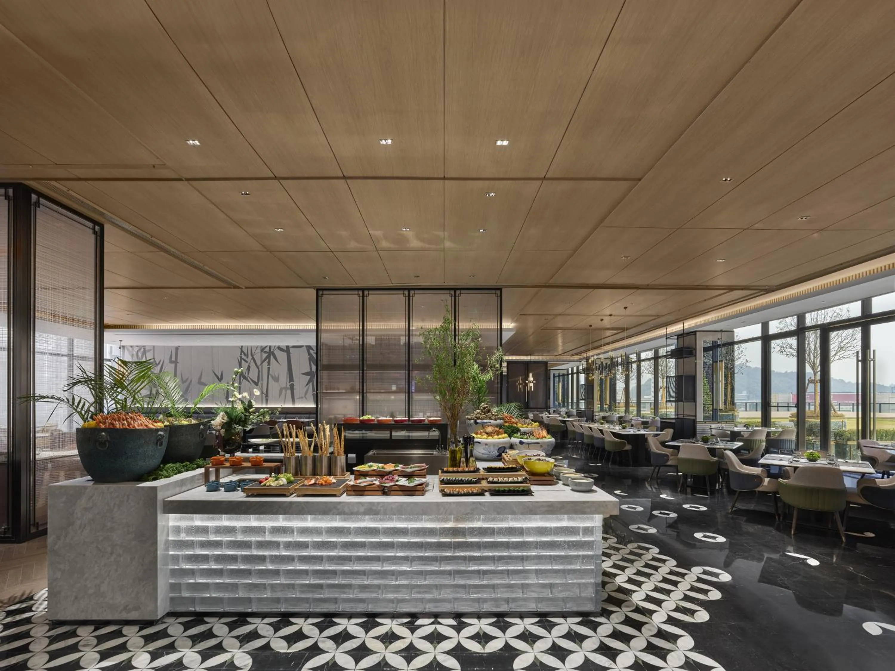 Restaurant/places to eat in Hilton Yuyao