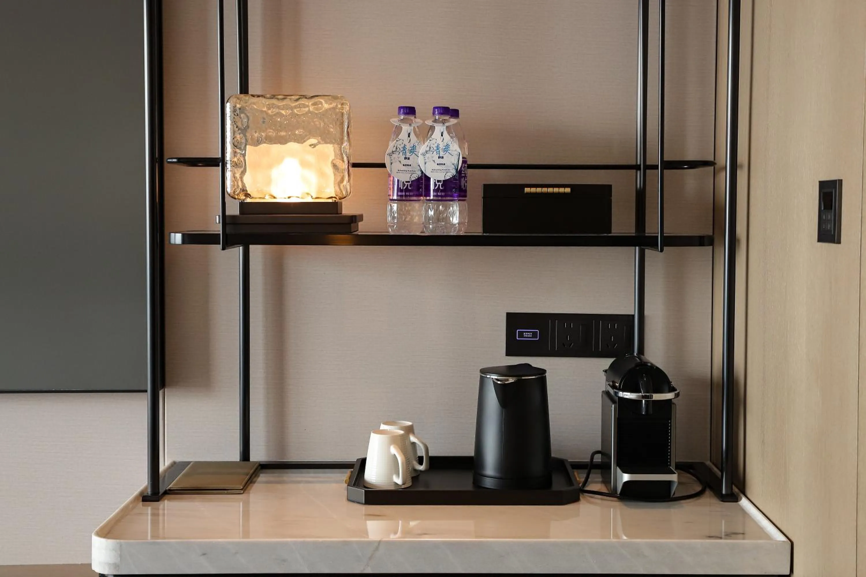 Coffee/tea facilities in Hilton Yuyao