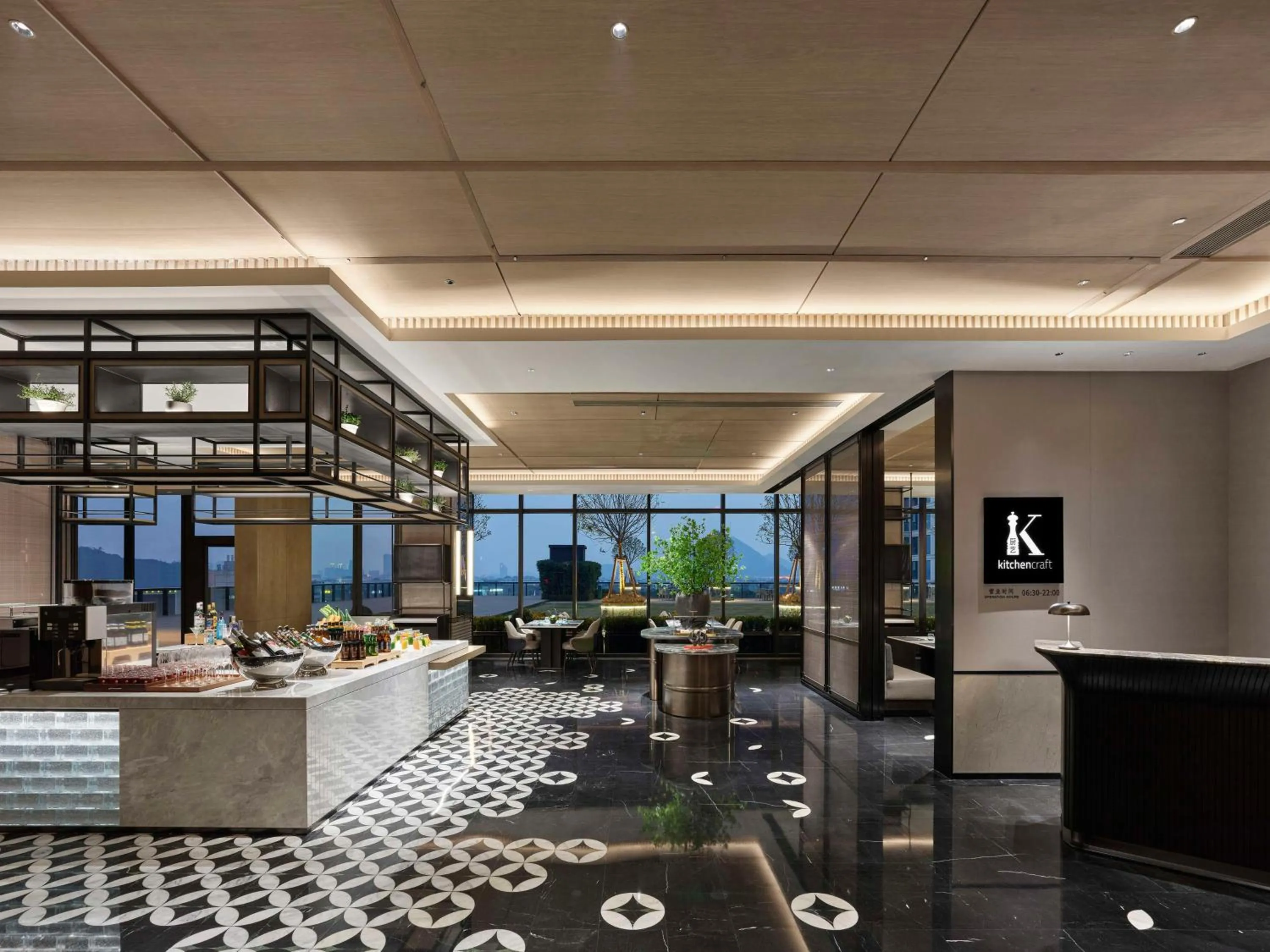 Restaurant/places to eat in Hilton Yuyao