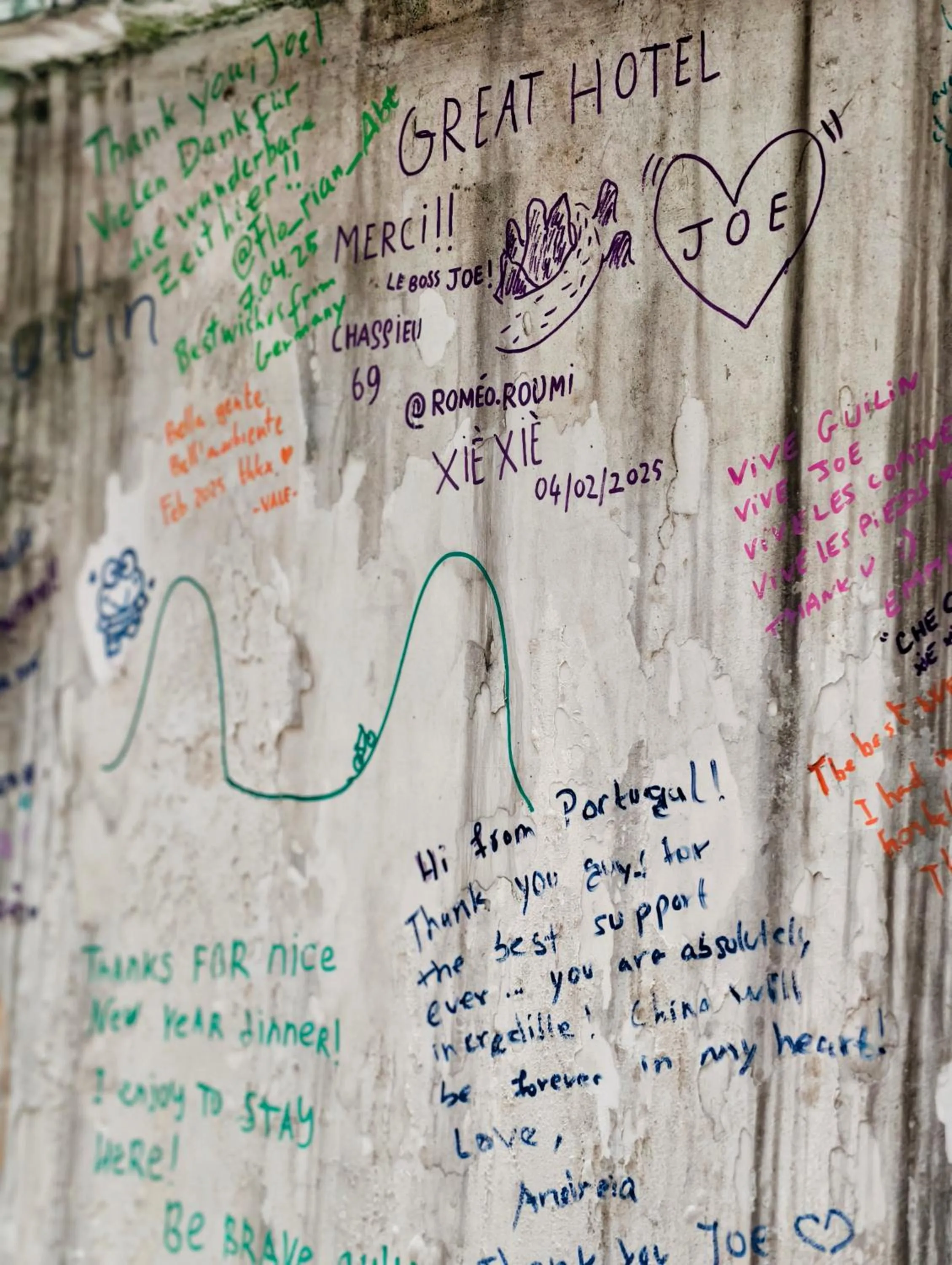 Property building in Guilin Cyan Box Guest House