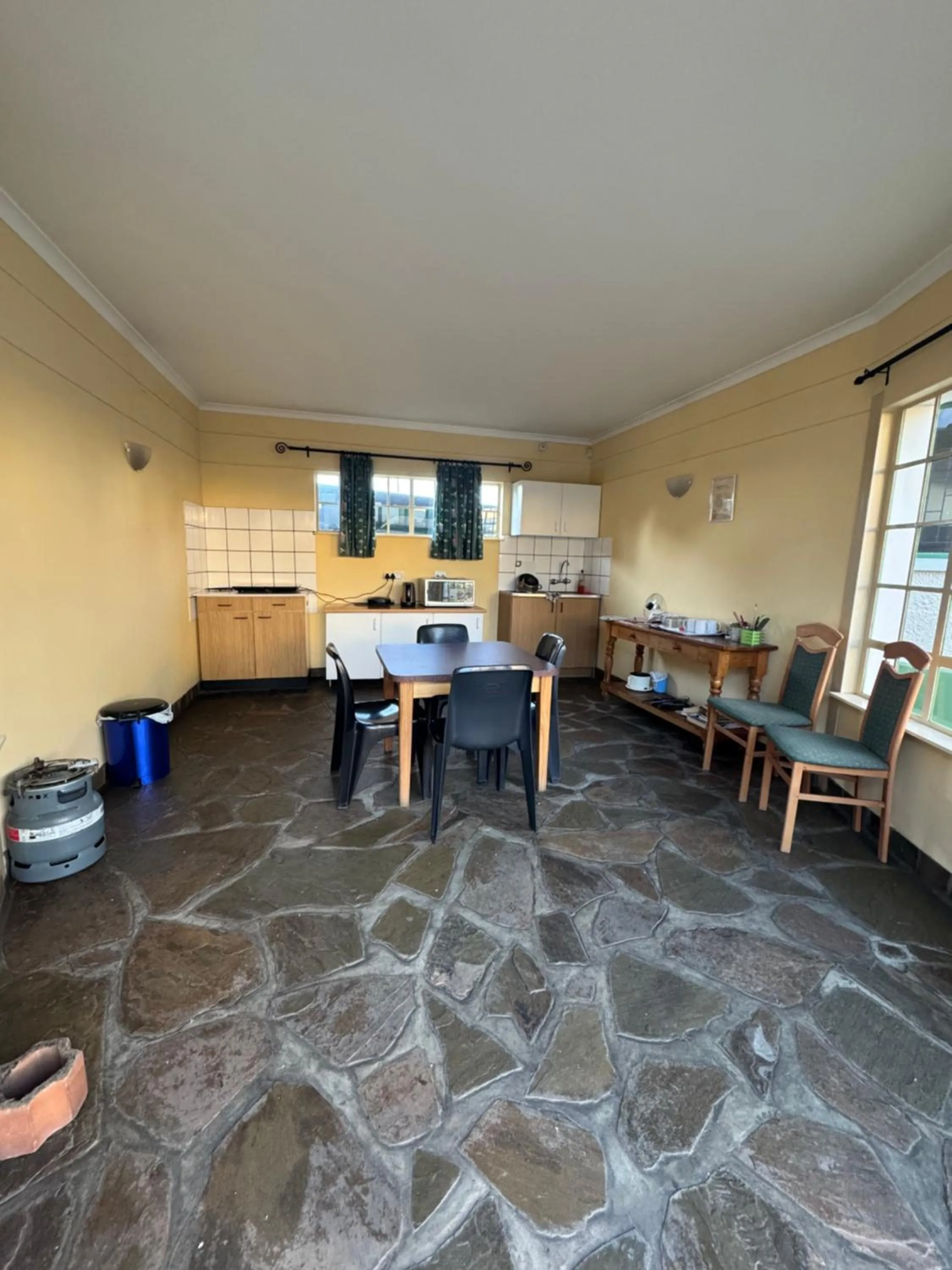 kitchen in Ramblers Self Catering Accommodation