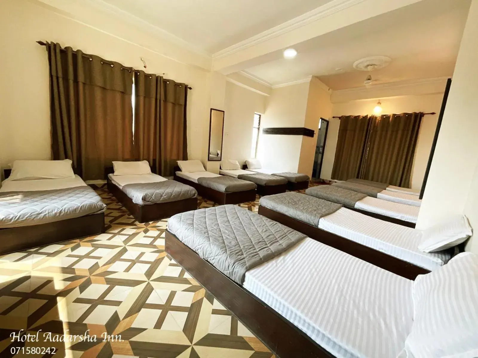 10-Bed Mixed Dormitory Room in Aadarsha Inn Pvt Ltd 10-Bed Mixed Dormitory Room in Aadarsha Inn Pvt Ltd
