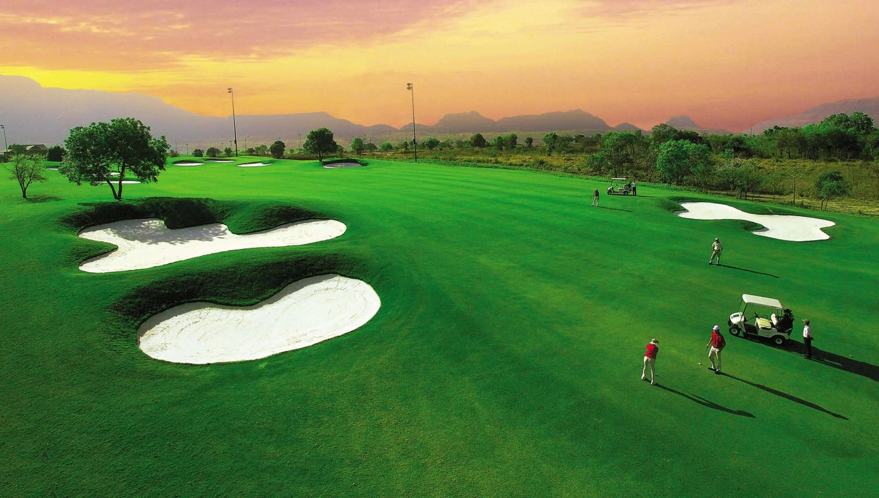 Golfcourse in Aamby Valley City