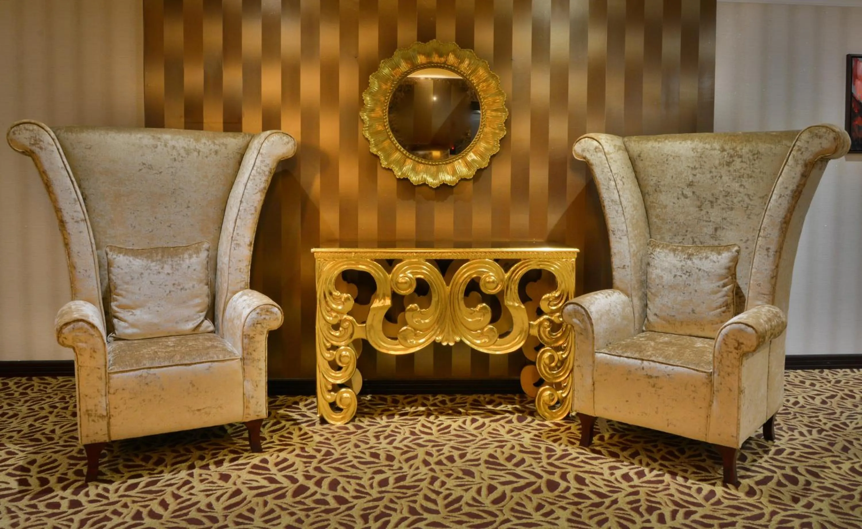 Decorative detail in Golden Ocean Hotel