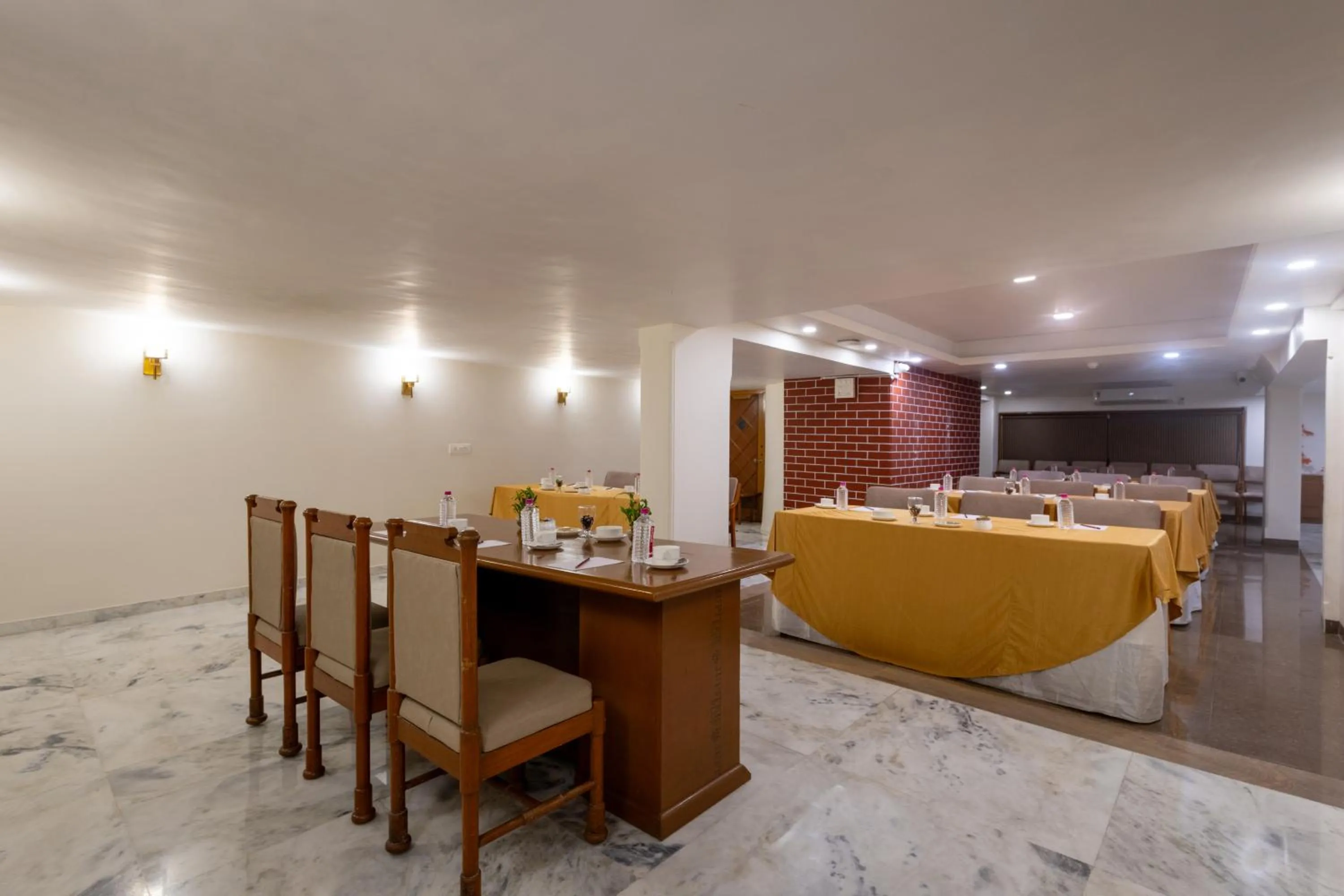 Banquet/Function facilities in Hotel Pravasa Stay