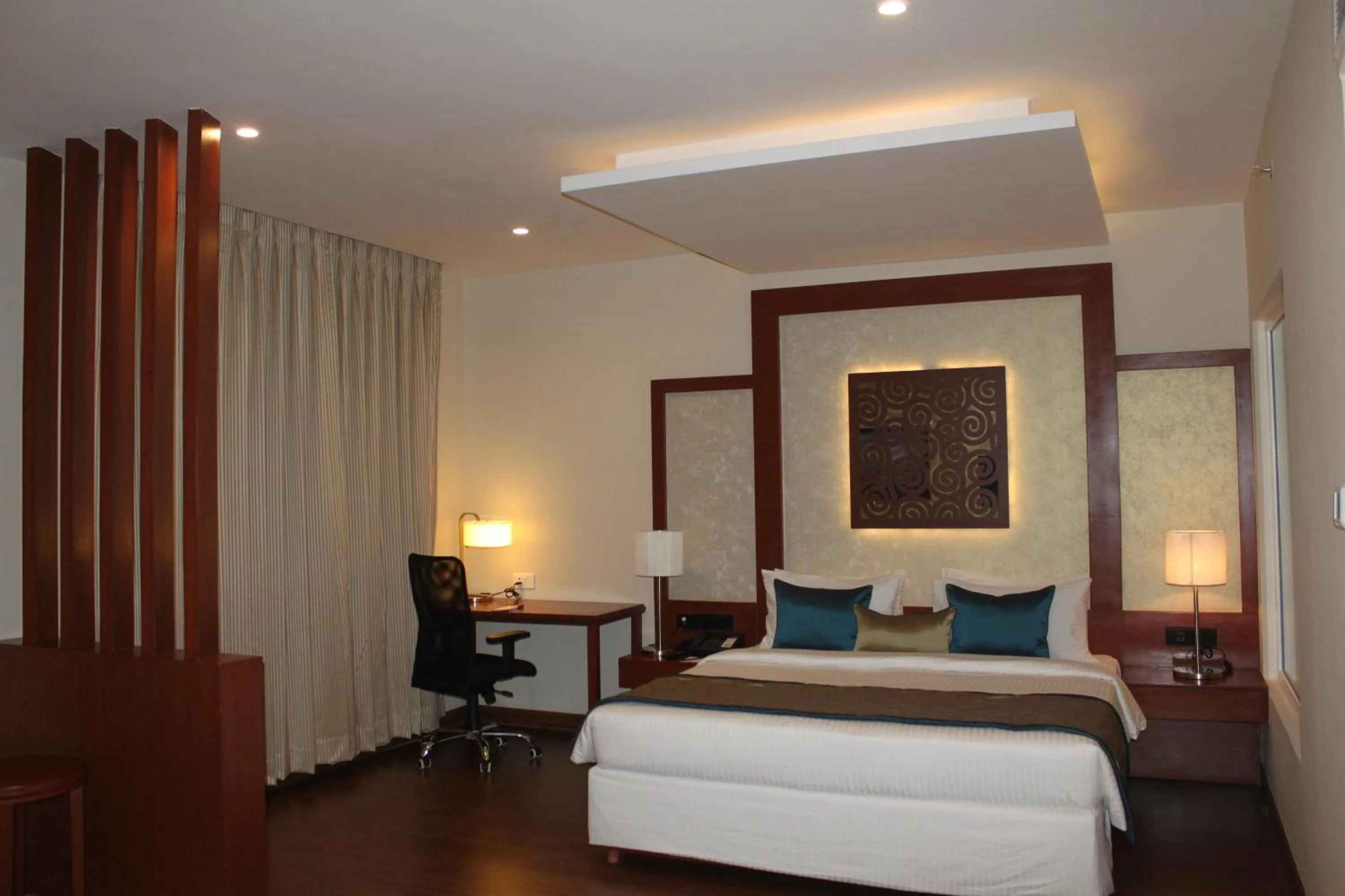 Bedroom, Bed in The Altruist Business Hotel Hitech