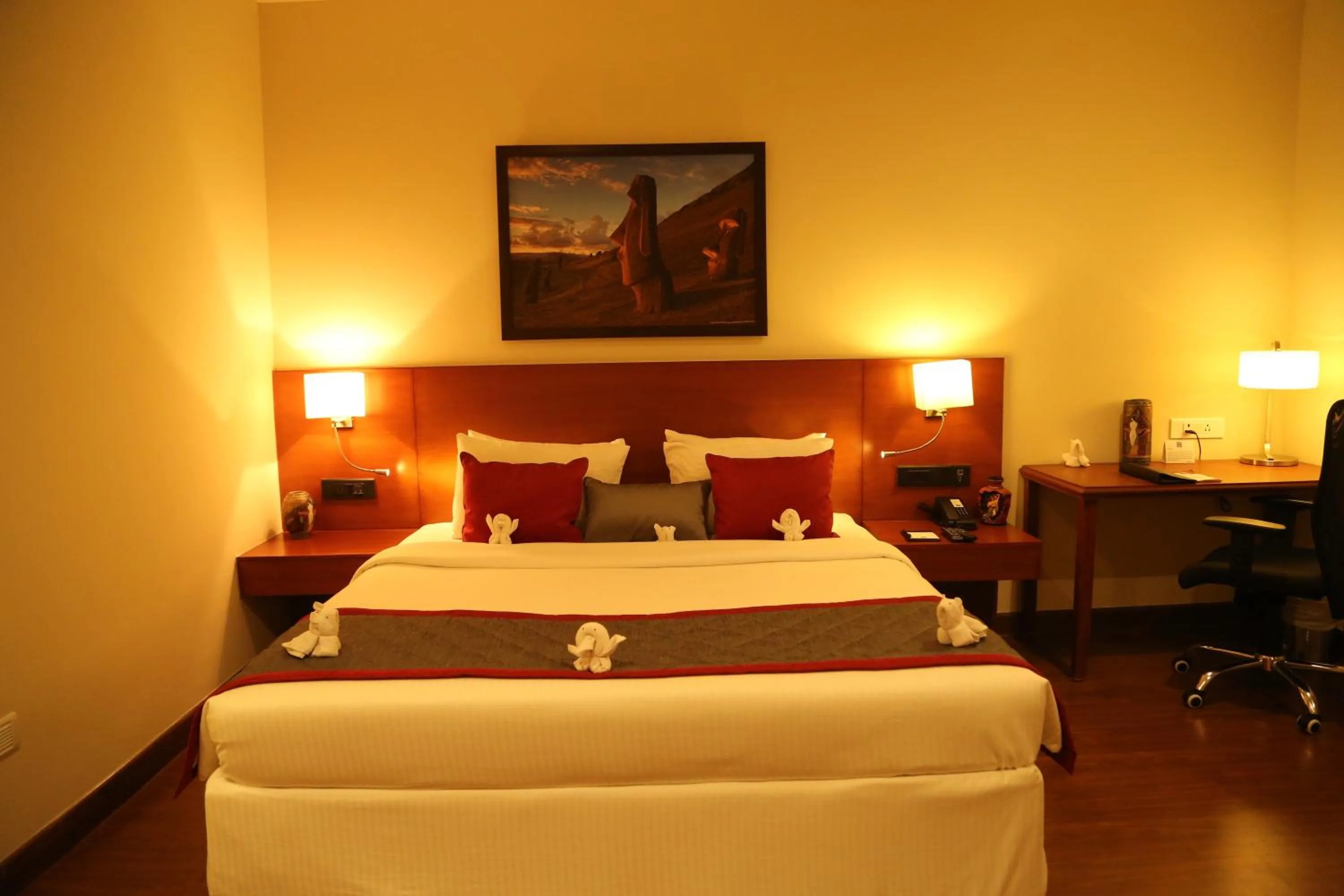 Photo of the whole room, Bed in The Altruist Business Hotel Hitech