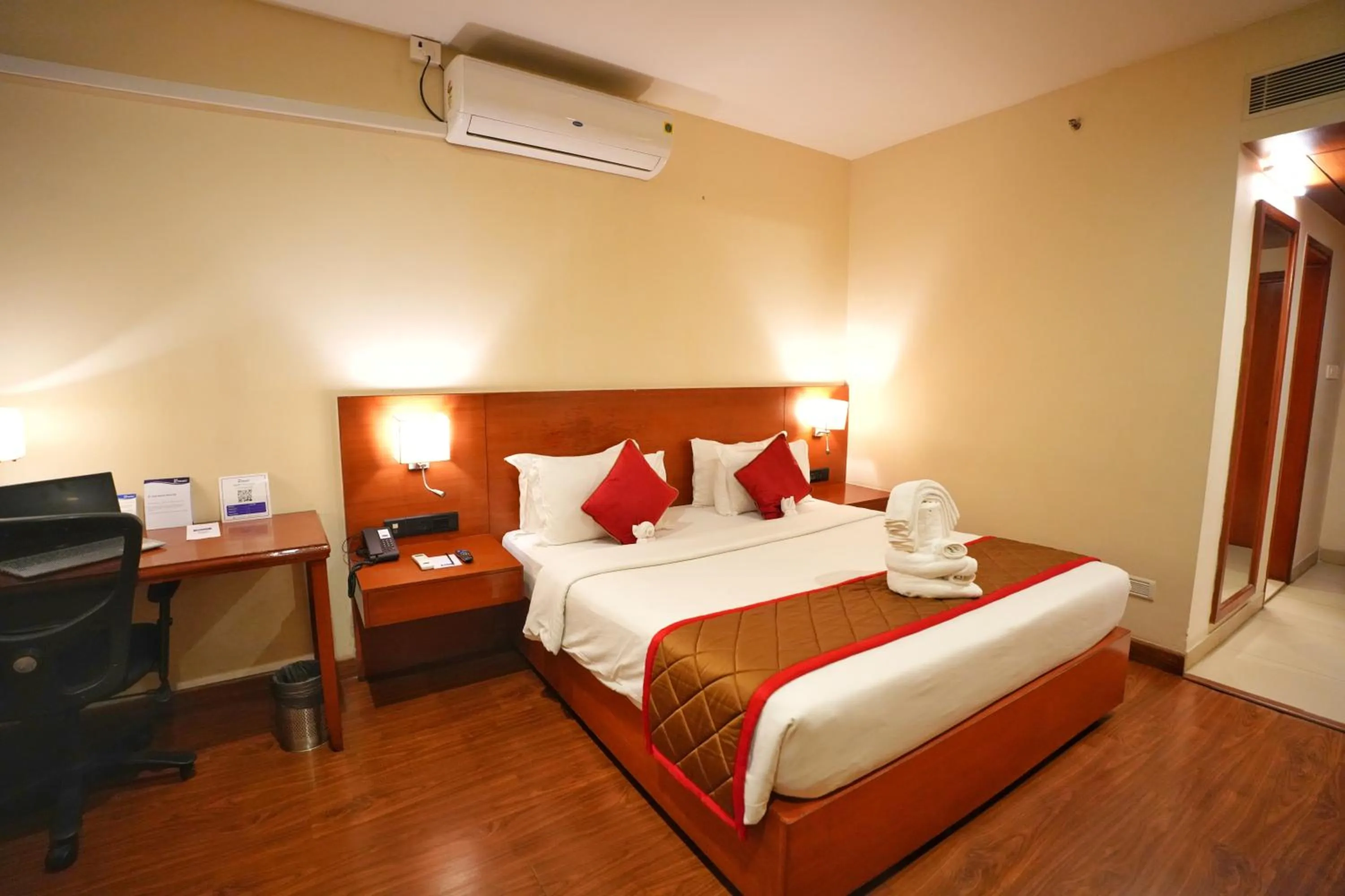 Bedroom, Bed in The Altruist Business Hotel Hitech