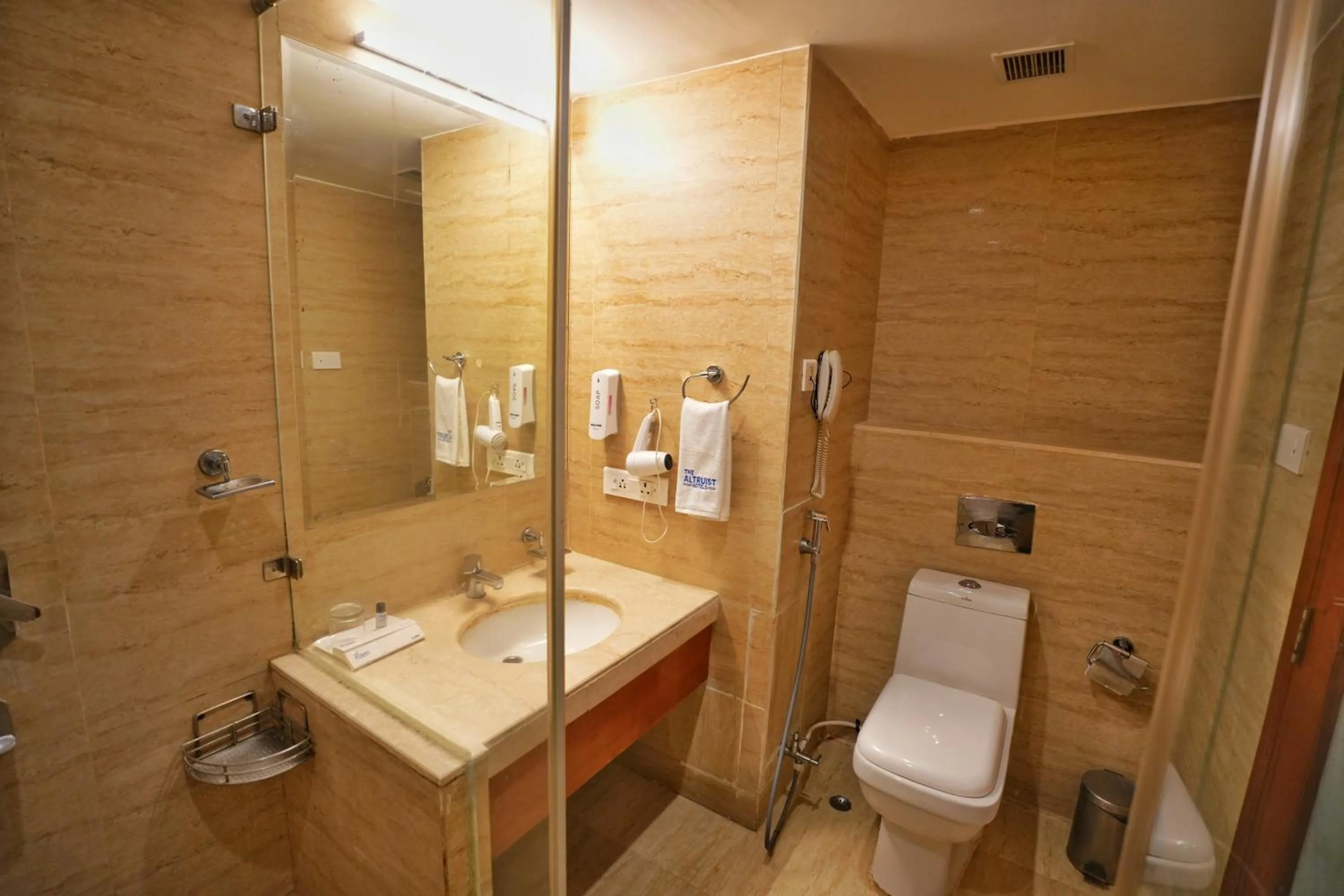 Bathroom in The Altruist Business Hotel Hitech