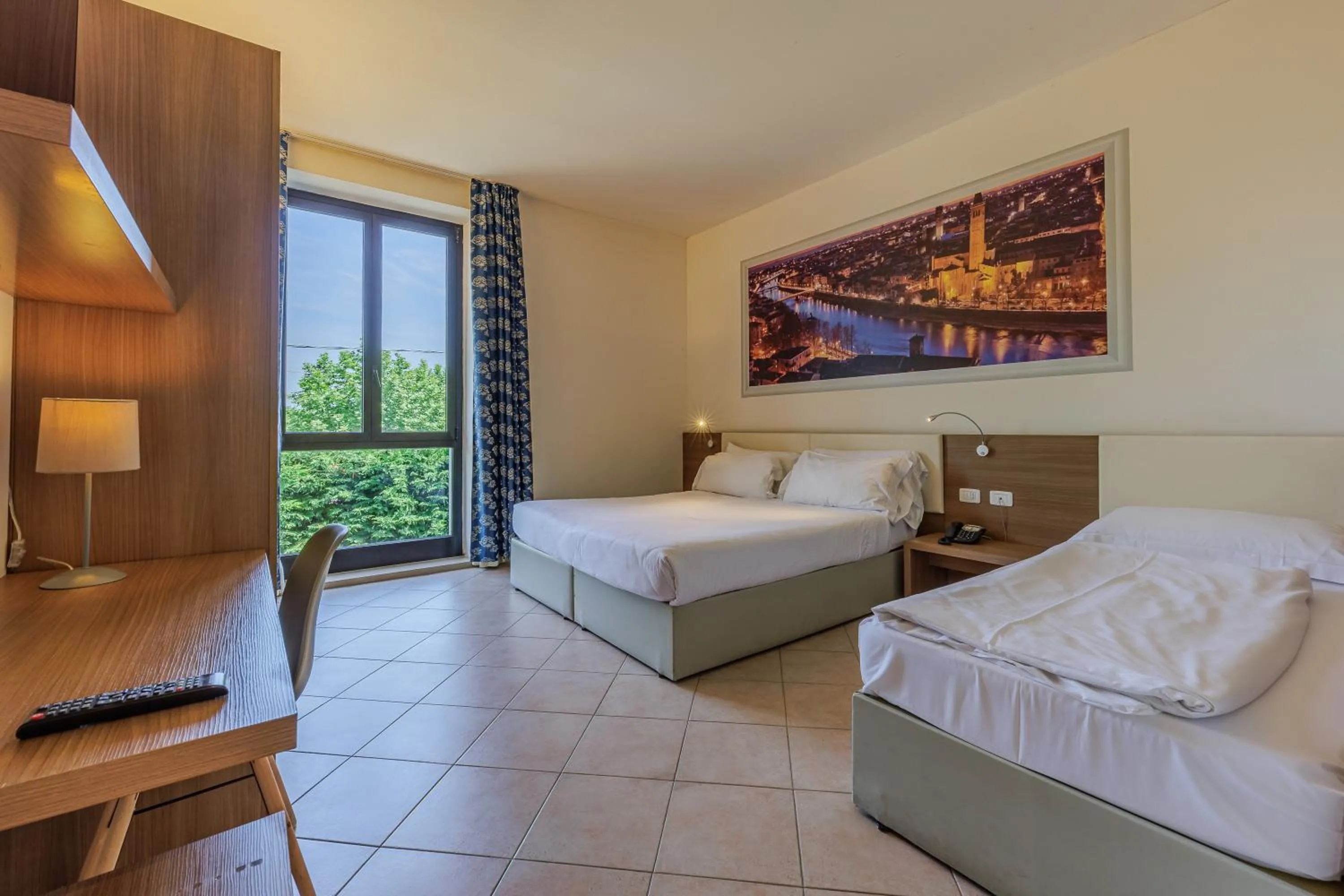 Bed in Hotel Ristorante Al Fiore