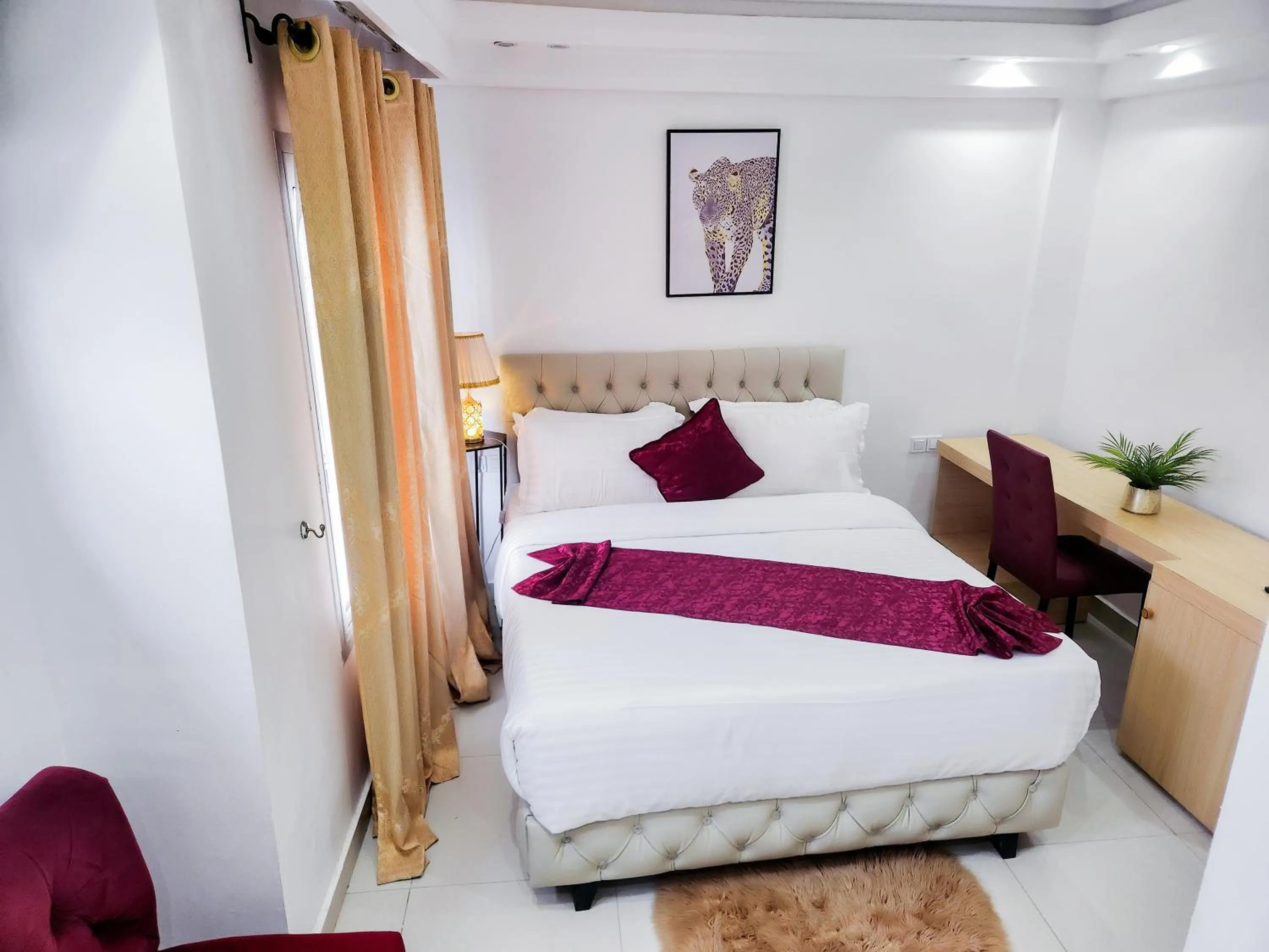 Bed in Hôtel Résidence Saint James Maguerita