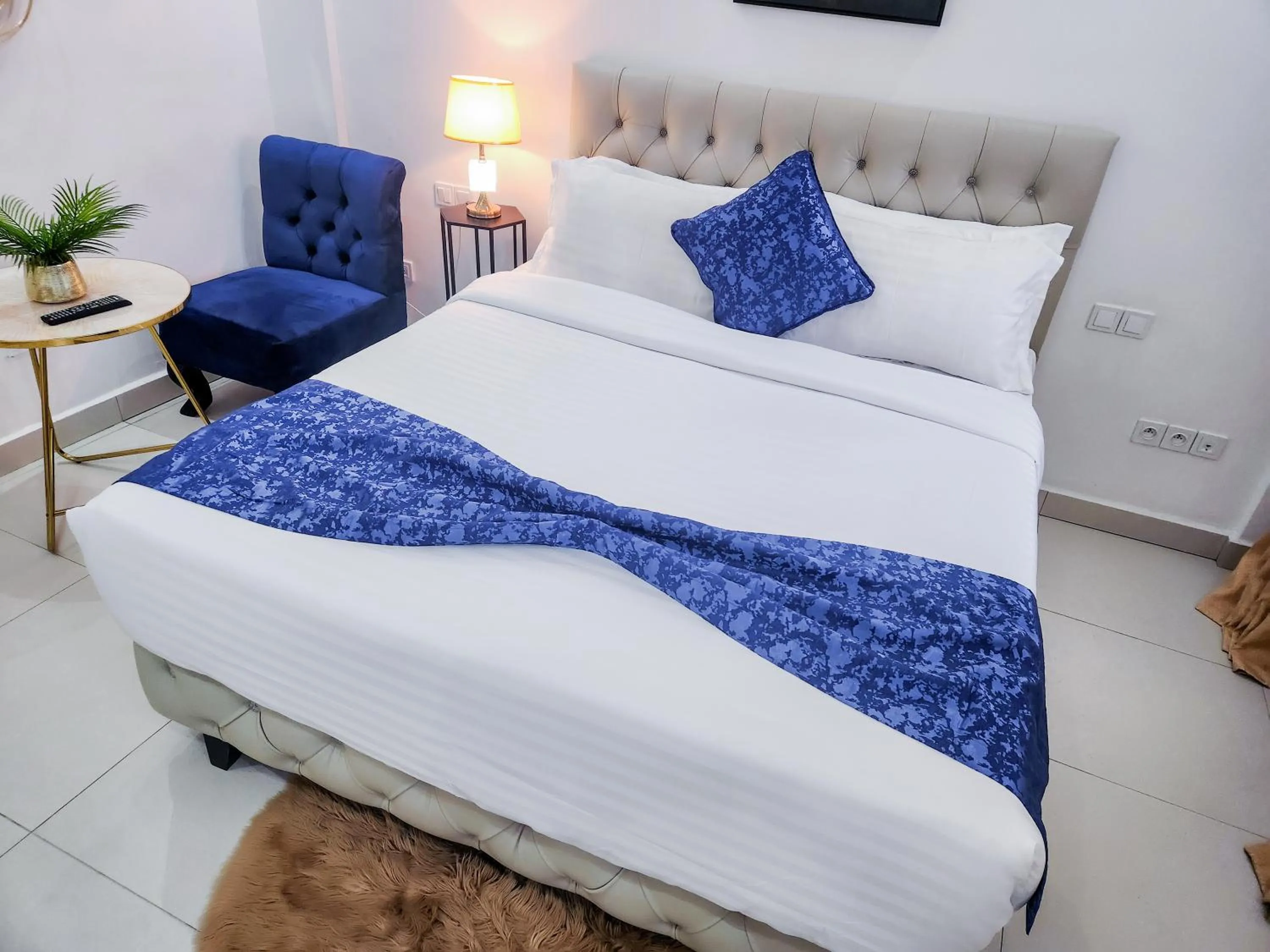 Bed in Hôtel Résidence Saint James Maguerita