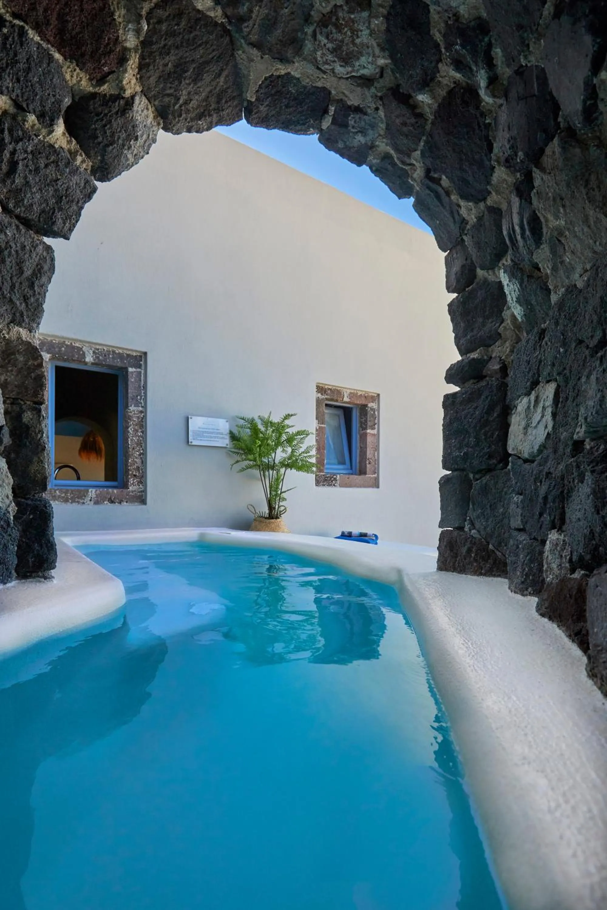 Swimming pool in Luna Santorini Suites