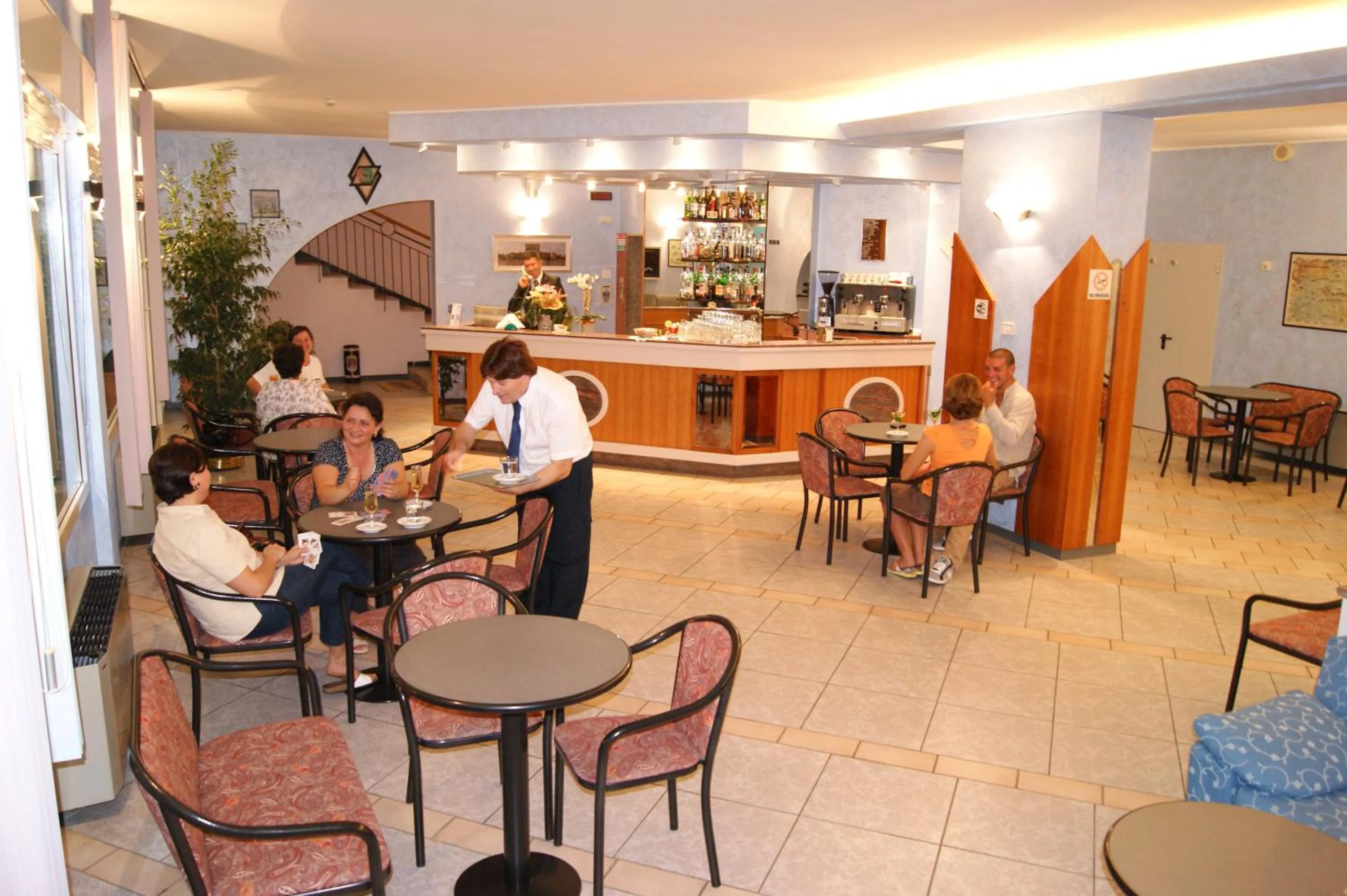 Communal lounge/ TV room in Hotel Atlantic