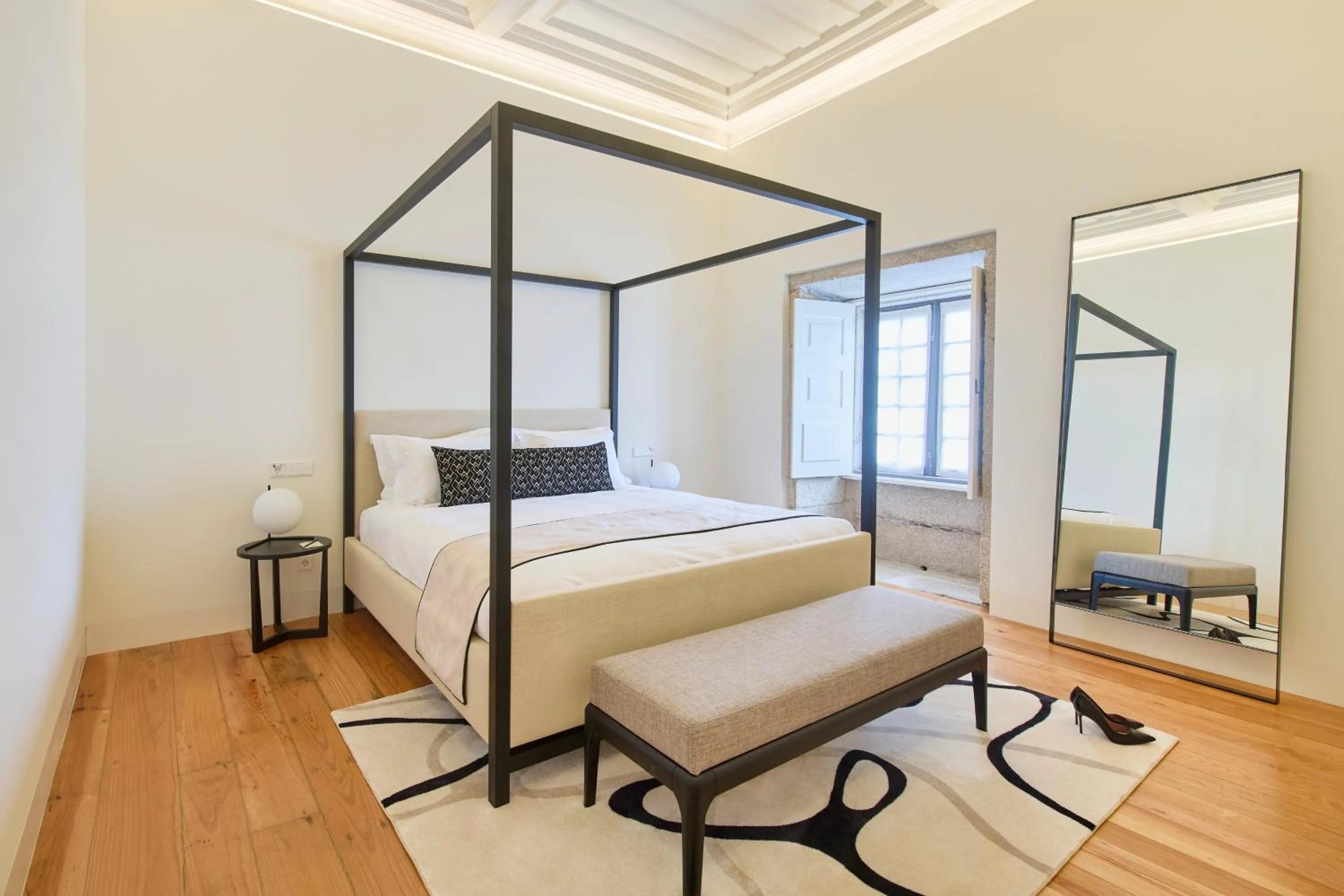 Bed in MS Collection Arouca - Mosteiro de Arouca