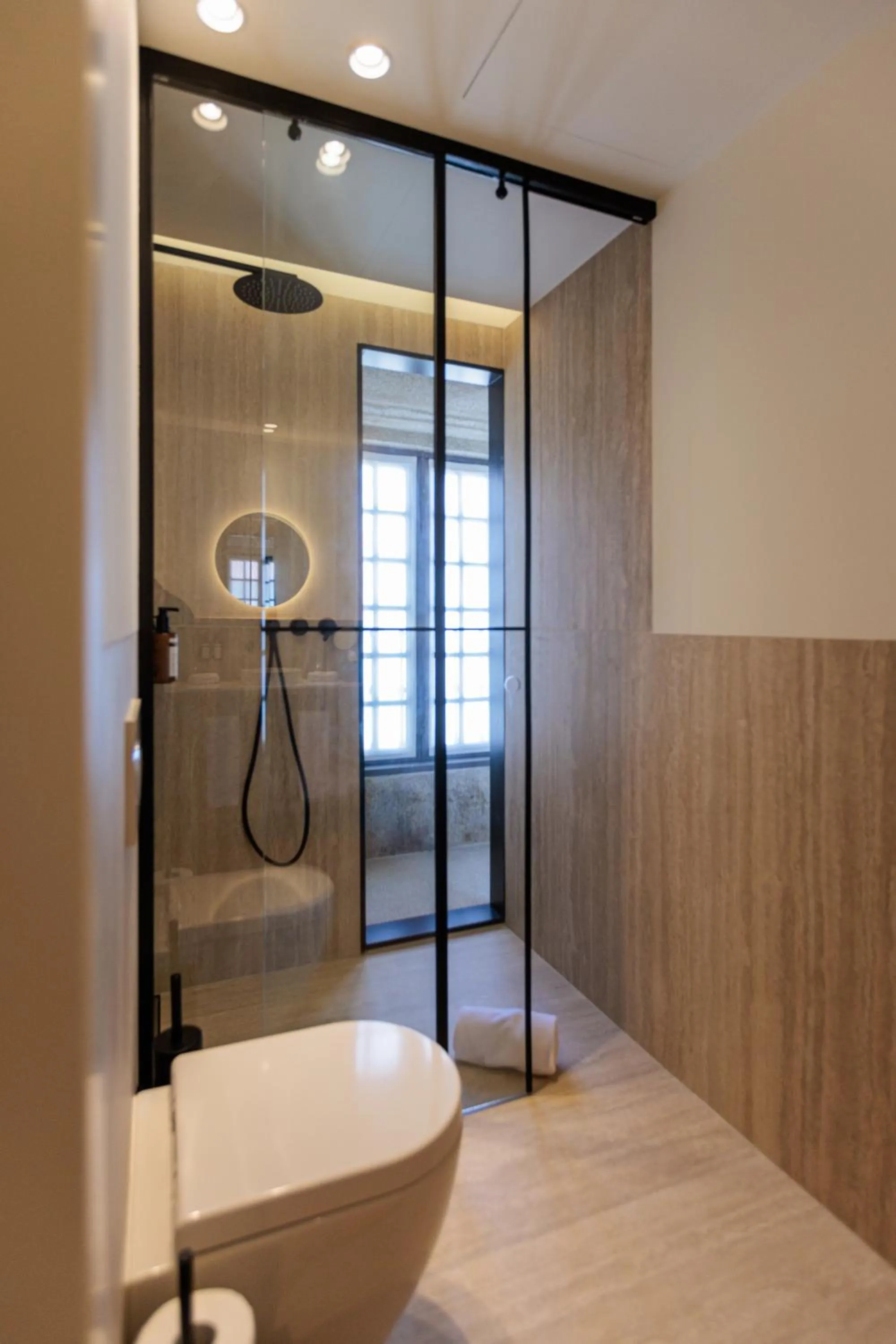 Shower in MS Collection Arouca - Mosteiro de Arouca