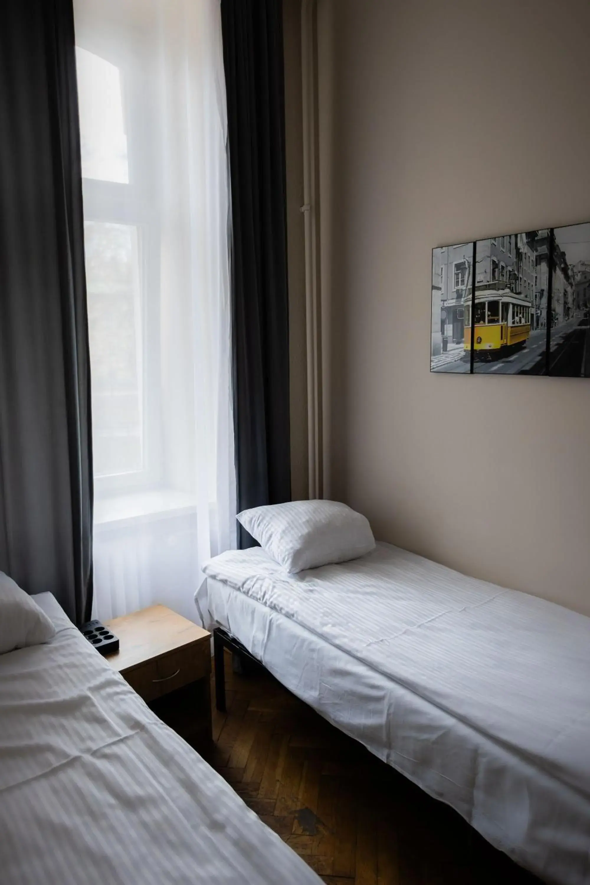 Twin Room - single occupancy in FiveHostel Twin Room - single occupancy in FiveHostel