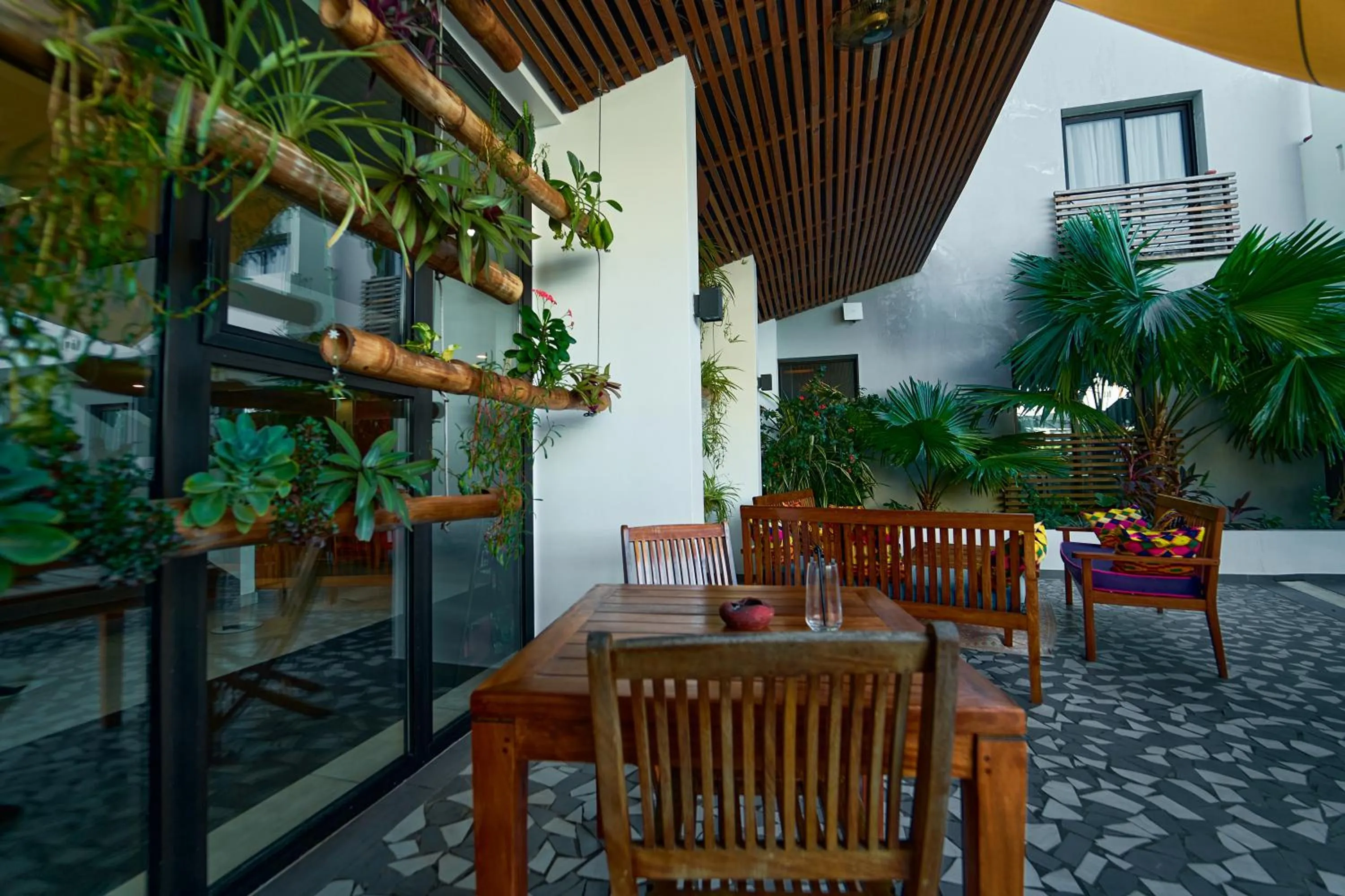Patio in ONOMO Hotel Lomé