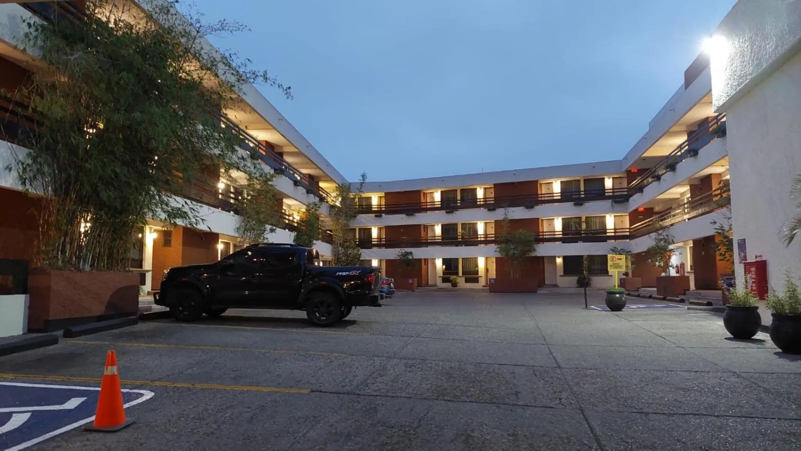 Hafersons Inn Hotel Suites