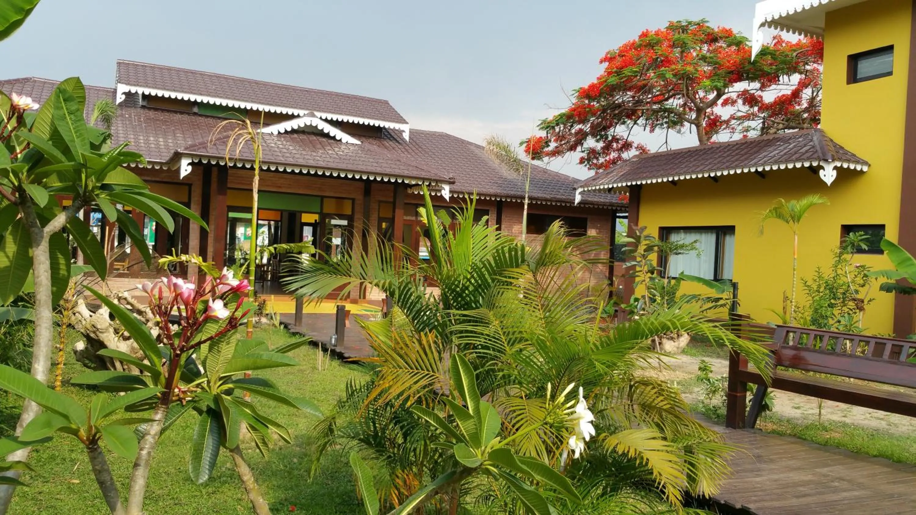 Garden in Thanakha Inle Hotel