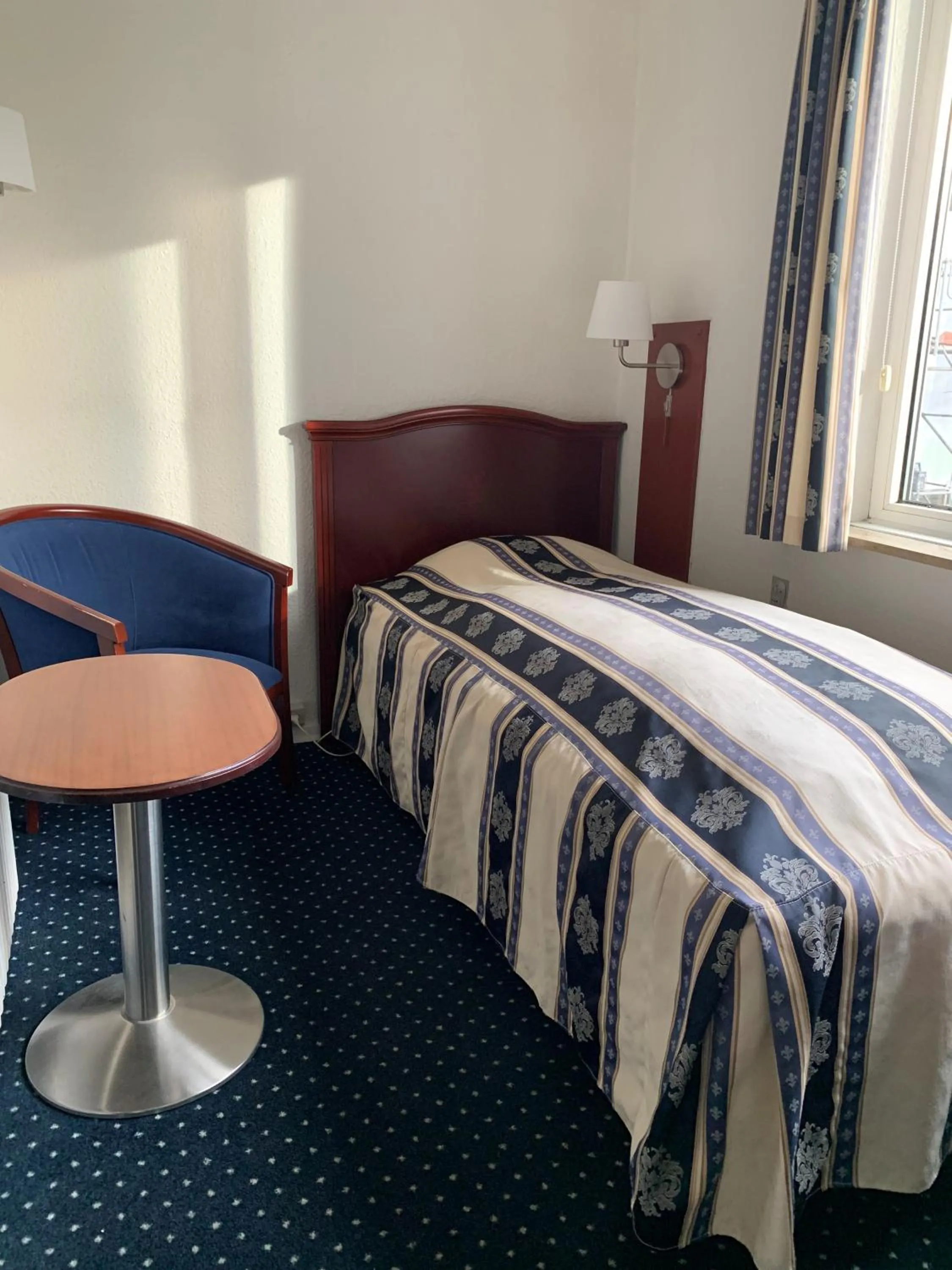 Bed in Hotel Sønderborg Garni