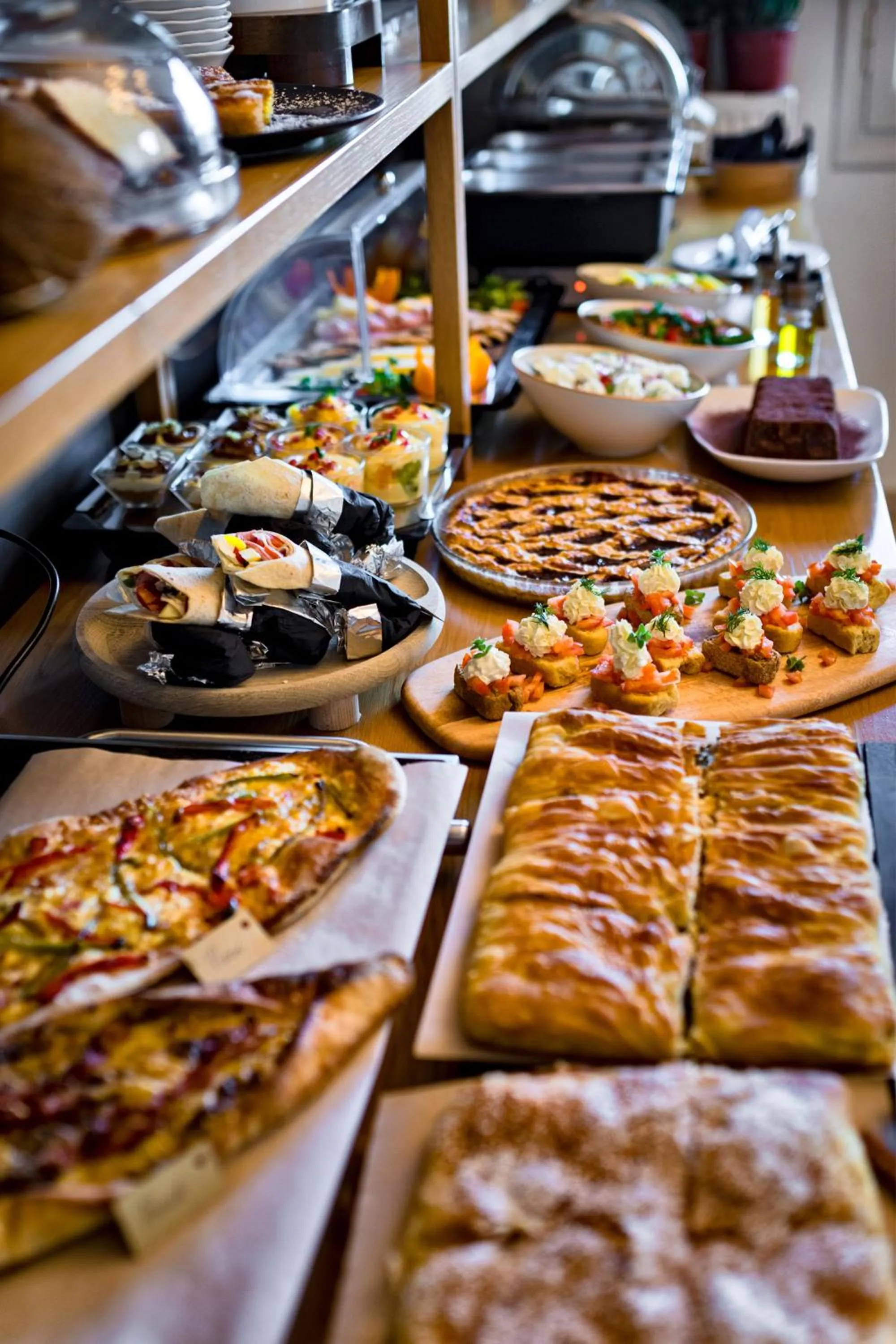 Buffet breakfast in Leto Nuevo Hotel