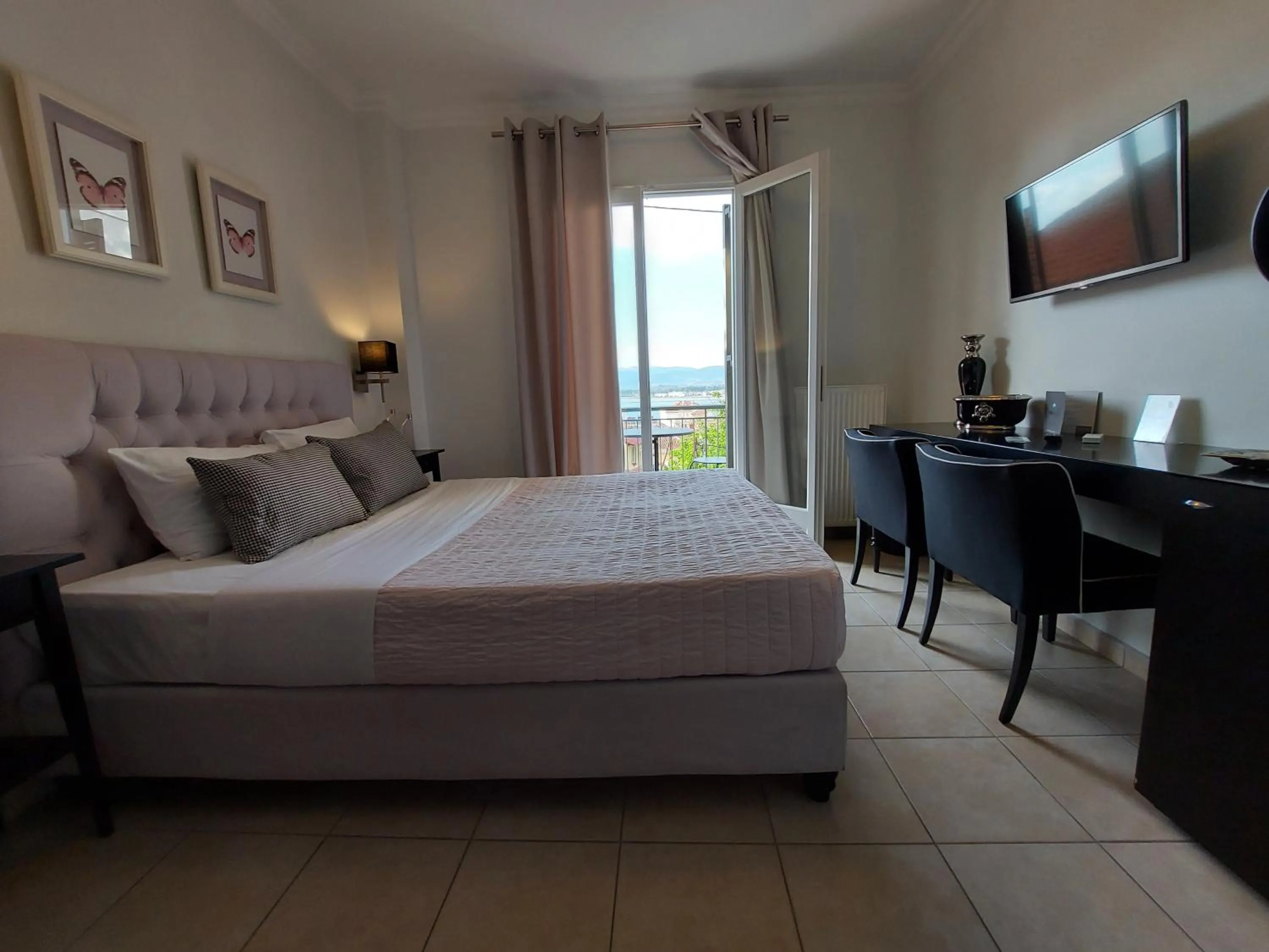 Bed in Leto Nuevo Hotel